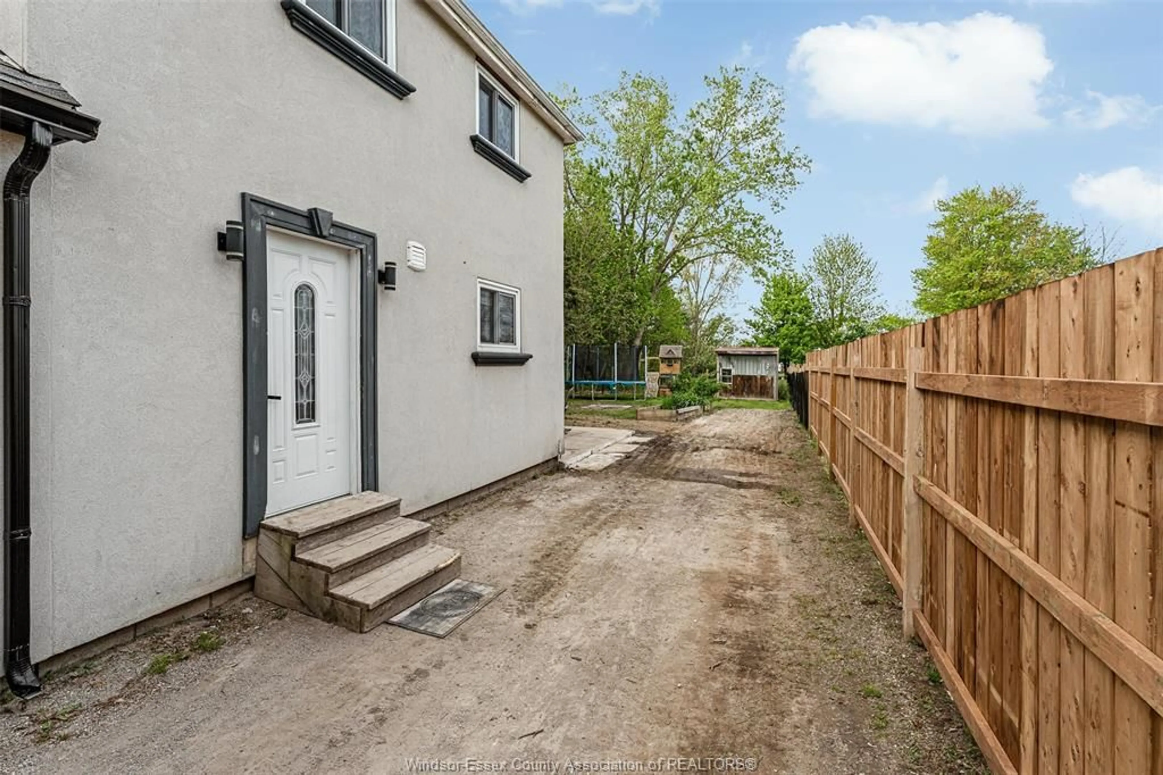 A pic from outside/outdoor area/front of a property/back of a property/a pic from drone, street for 21041 CHARRING CROSS Rd, Charing Cross Ontario N0P 1G0