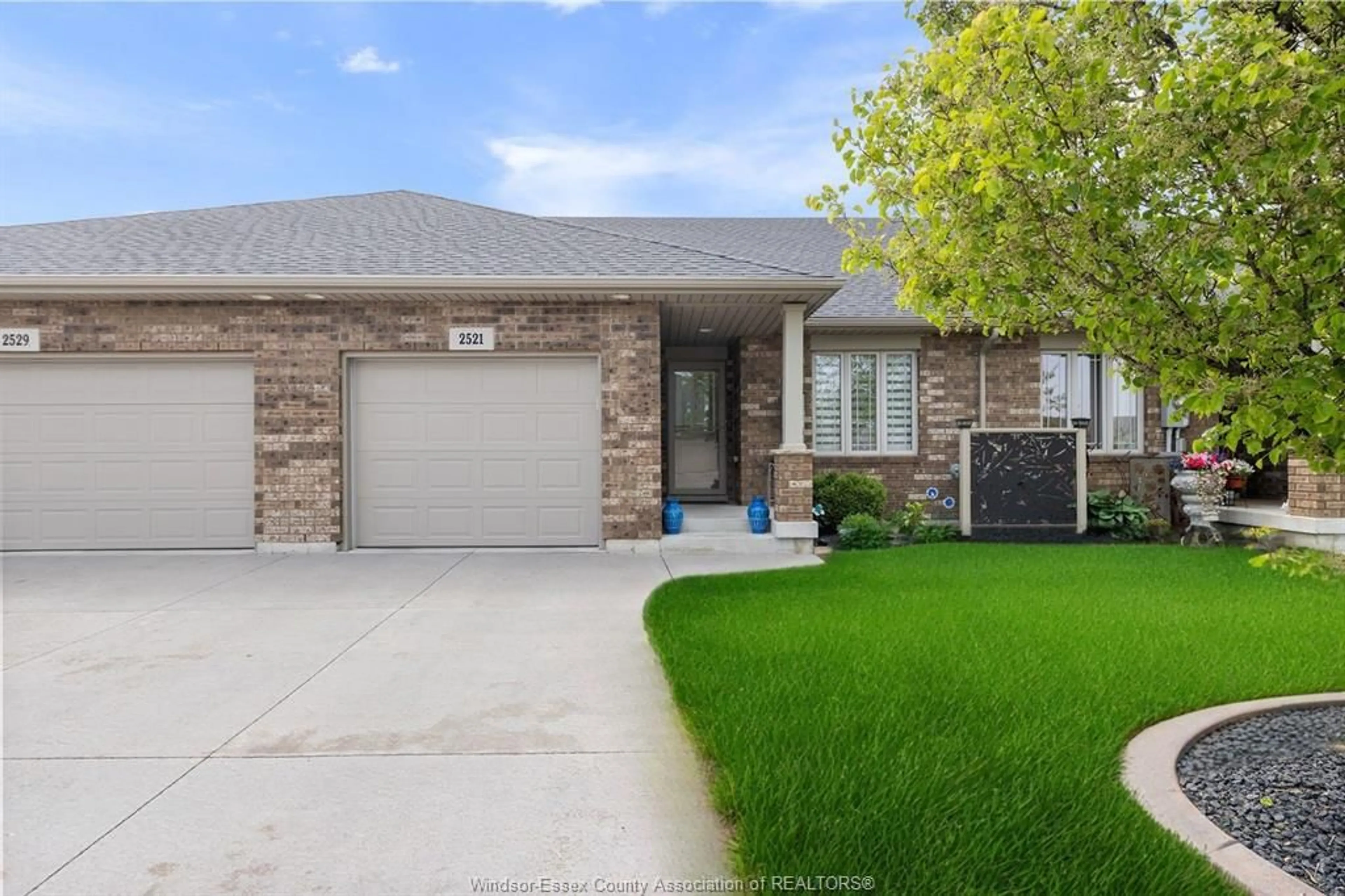 Home with brick exterior material, street for 2521 TIVOLI, Windsor Ontario N8P 0B3