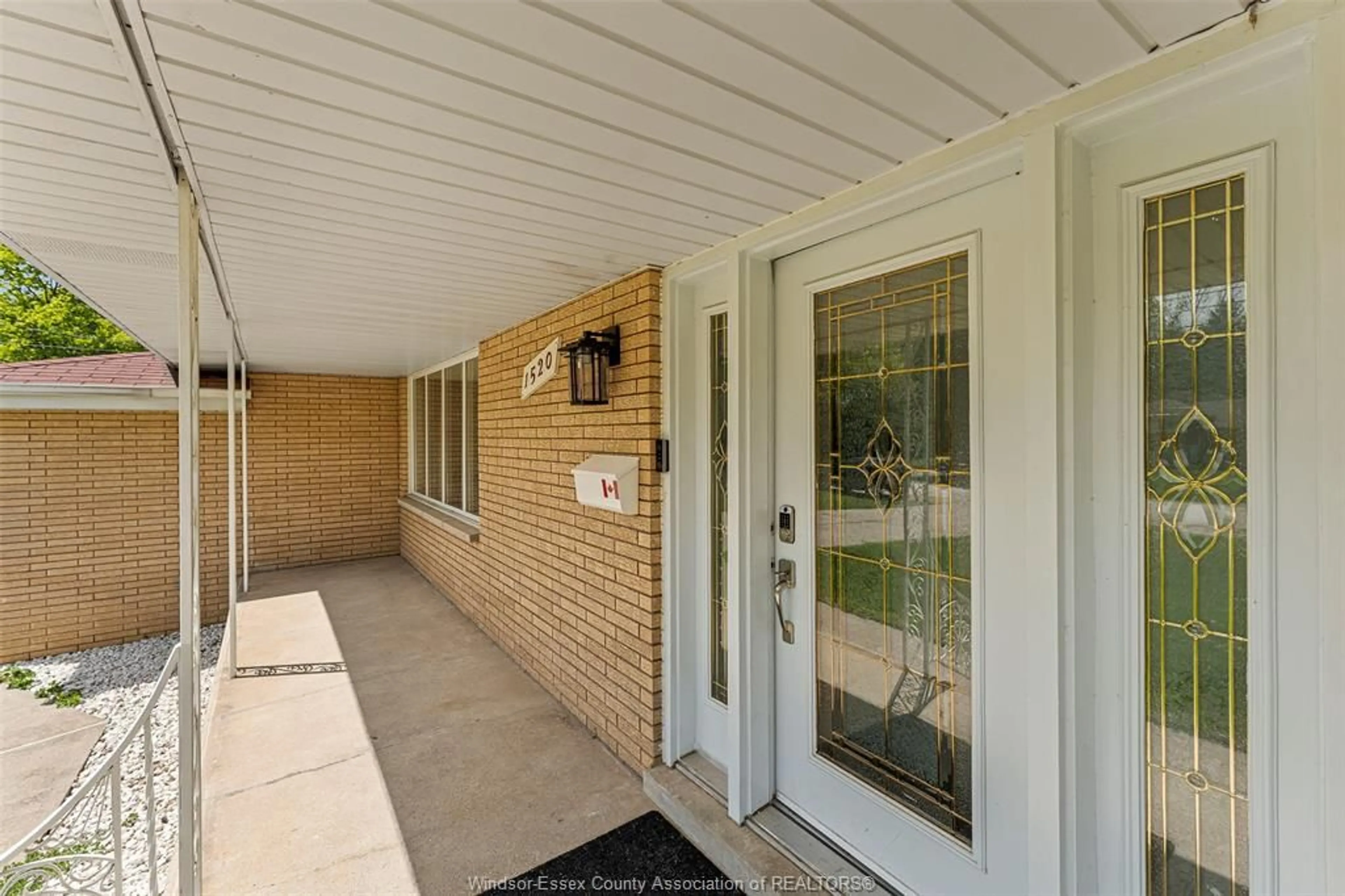 Unknown for 1520 NORMANDY, LaSalle Ontario N9J 1J1