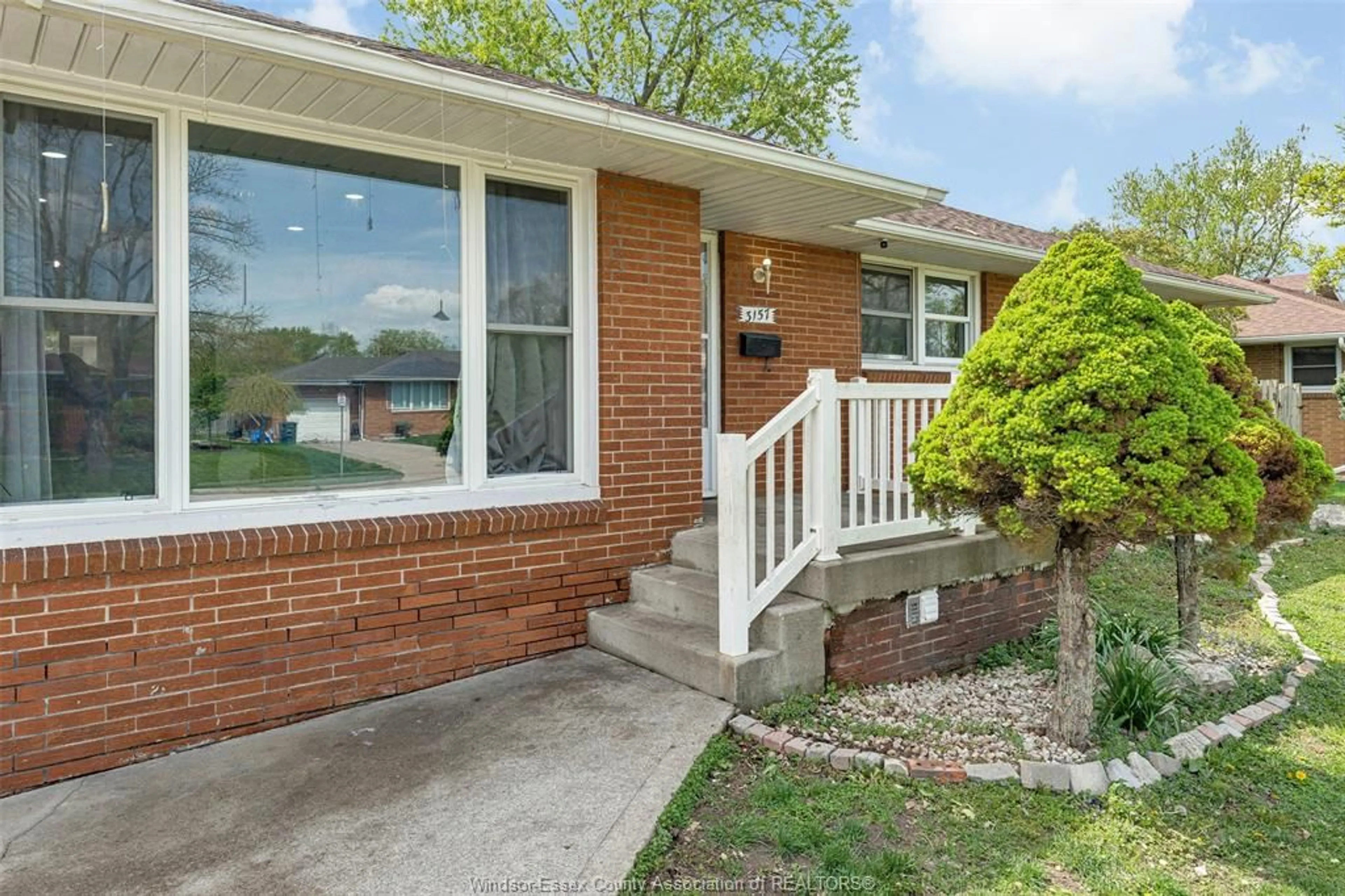Home with brick exterior material, unknown for 3157 GLENWOOD, Windsor Ontario N9E 2X9