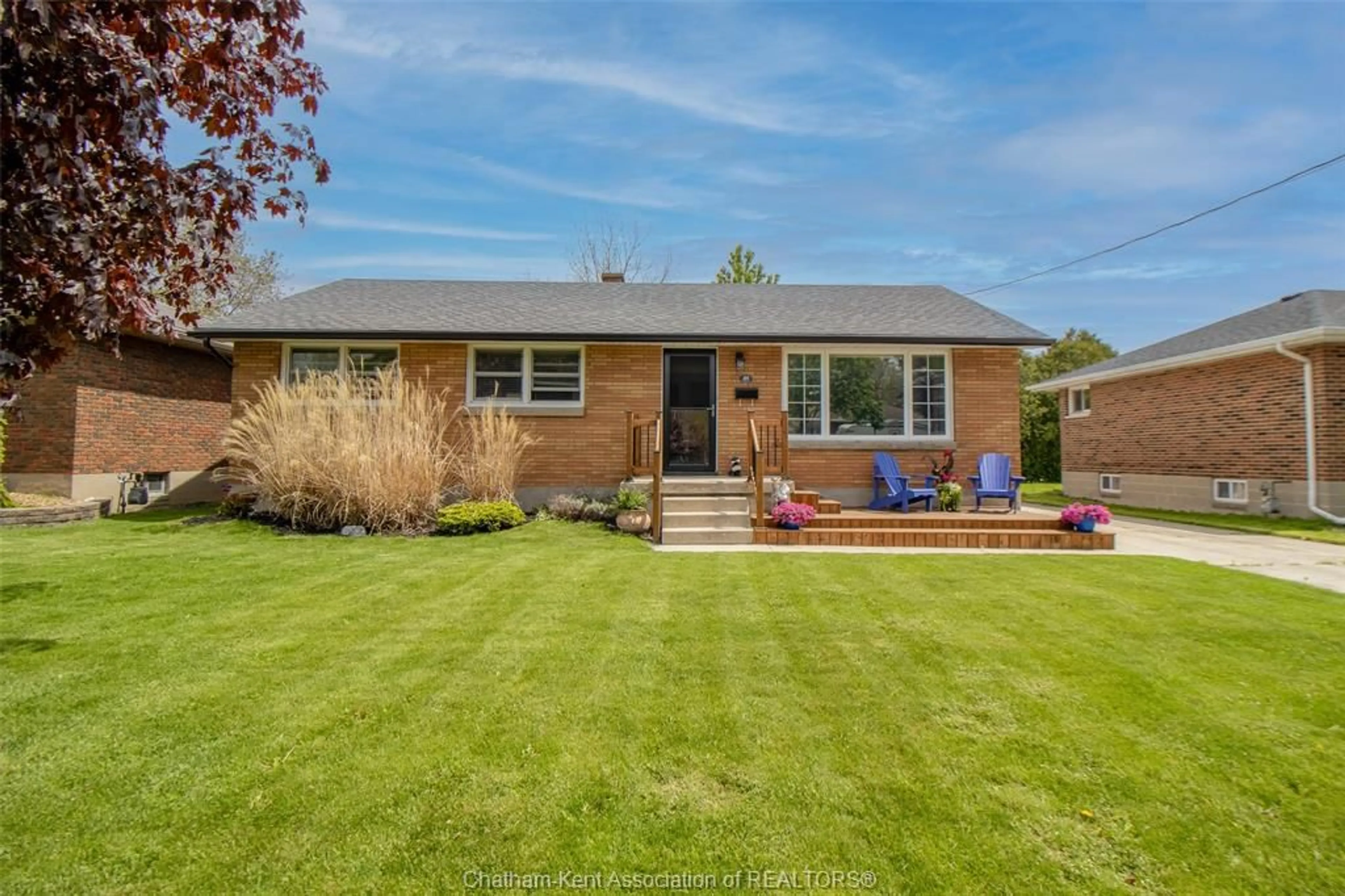 Home with brick exterior material, street for 23 Peter St, Chatham Ontario N7M 5B2