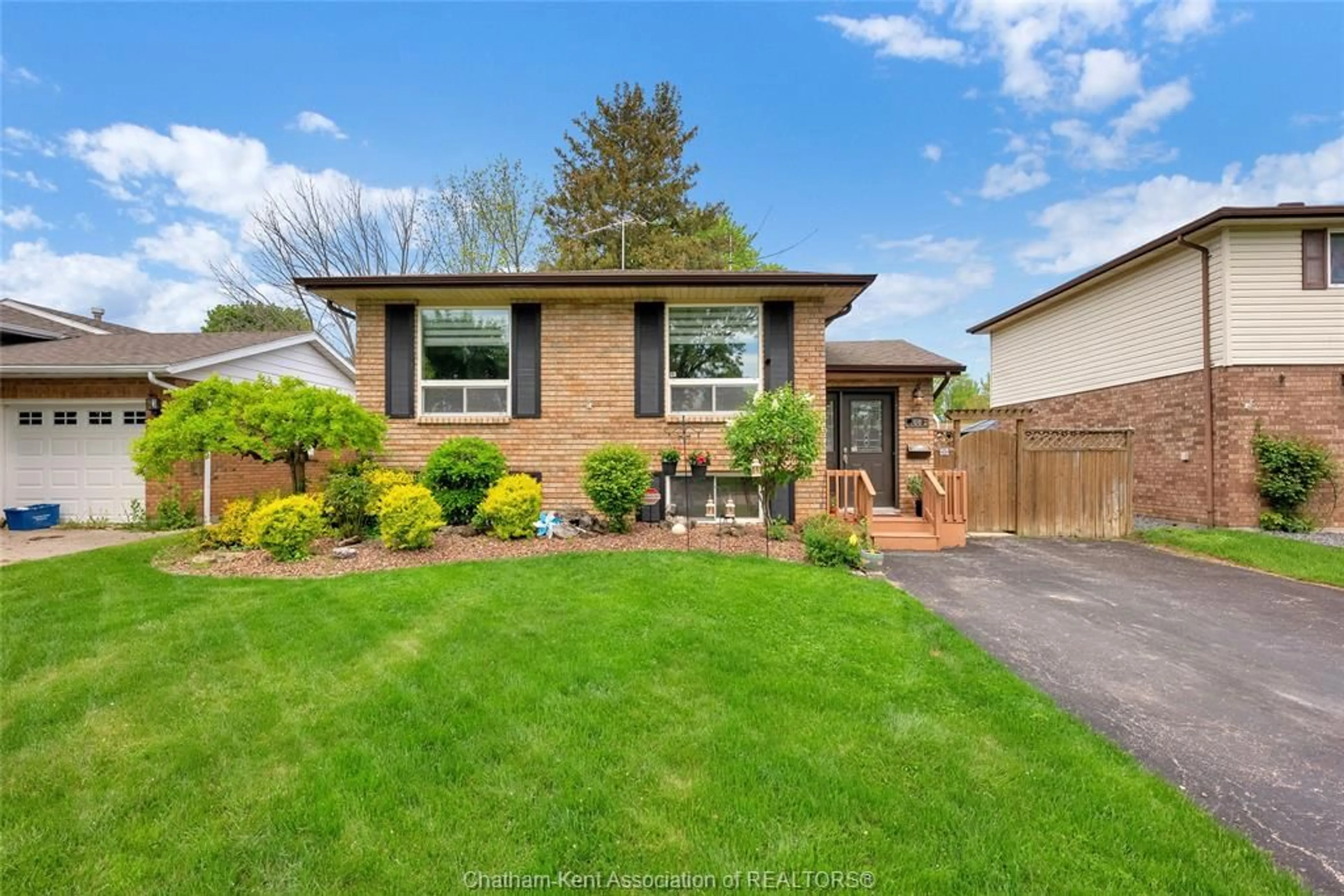 Home with brick exterior material, street for 64 VALLEY Rd, Chatham Ontario N7L 5G3