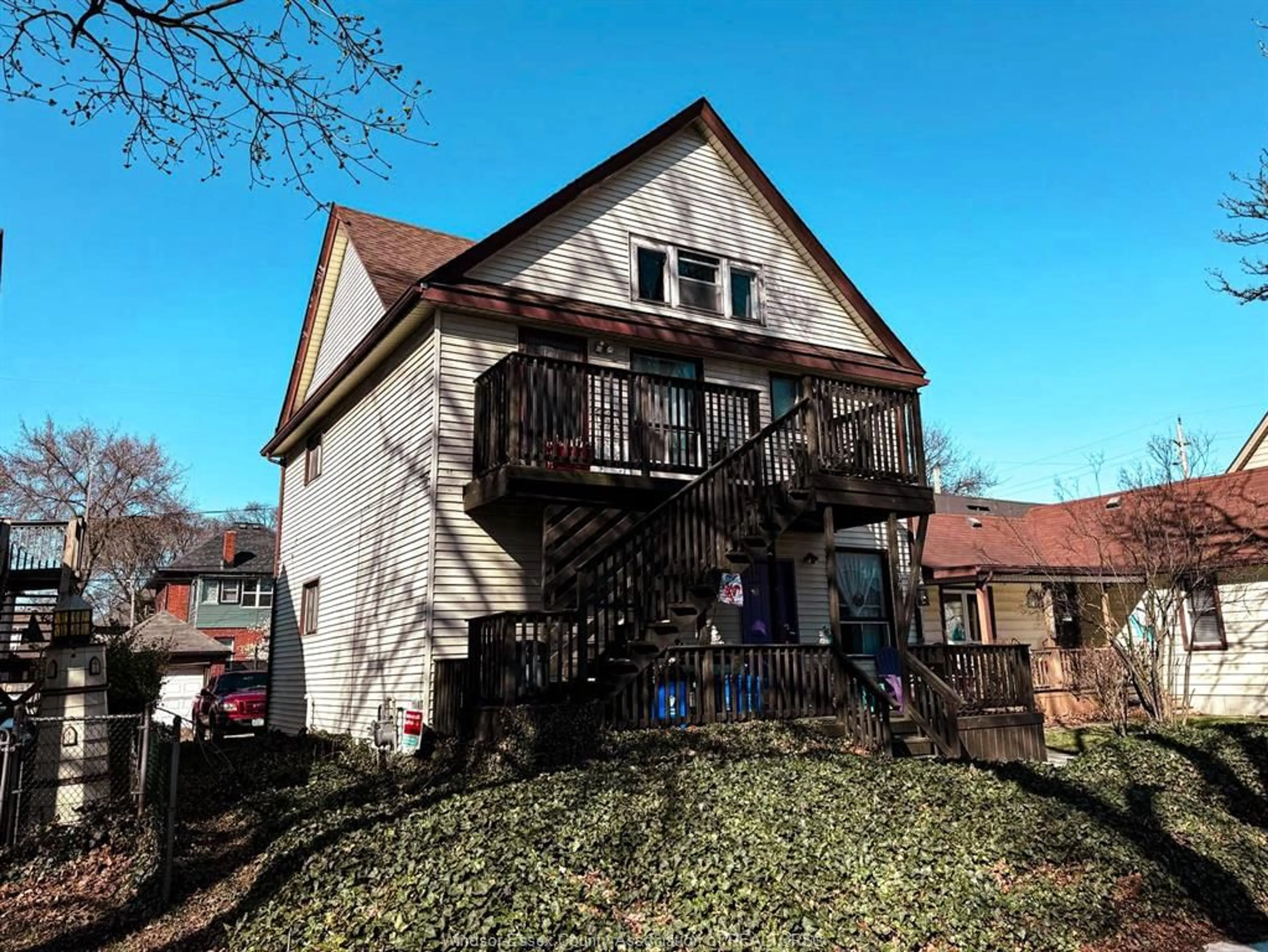 A pic from outside/outdoor area/front of a property/back of a property/a pic from drone, building for 439 Chilver Rd, Windsor Ontario N8Y 2J8