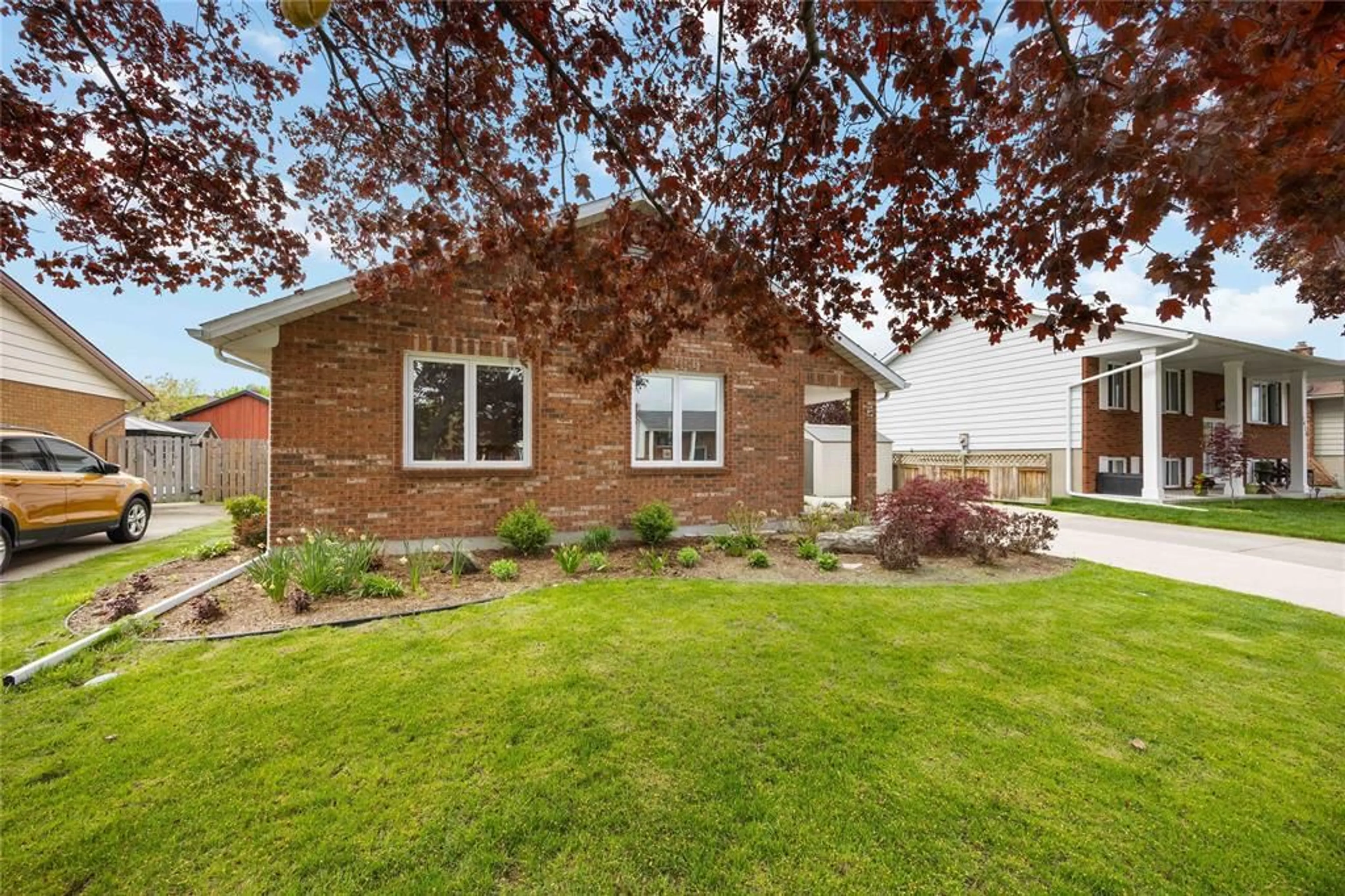 Home with brick exterior material, street for 1068 BRIMWOOD Cres, Sarnia Ontario N7S 5E9