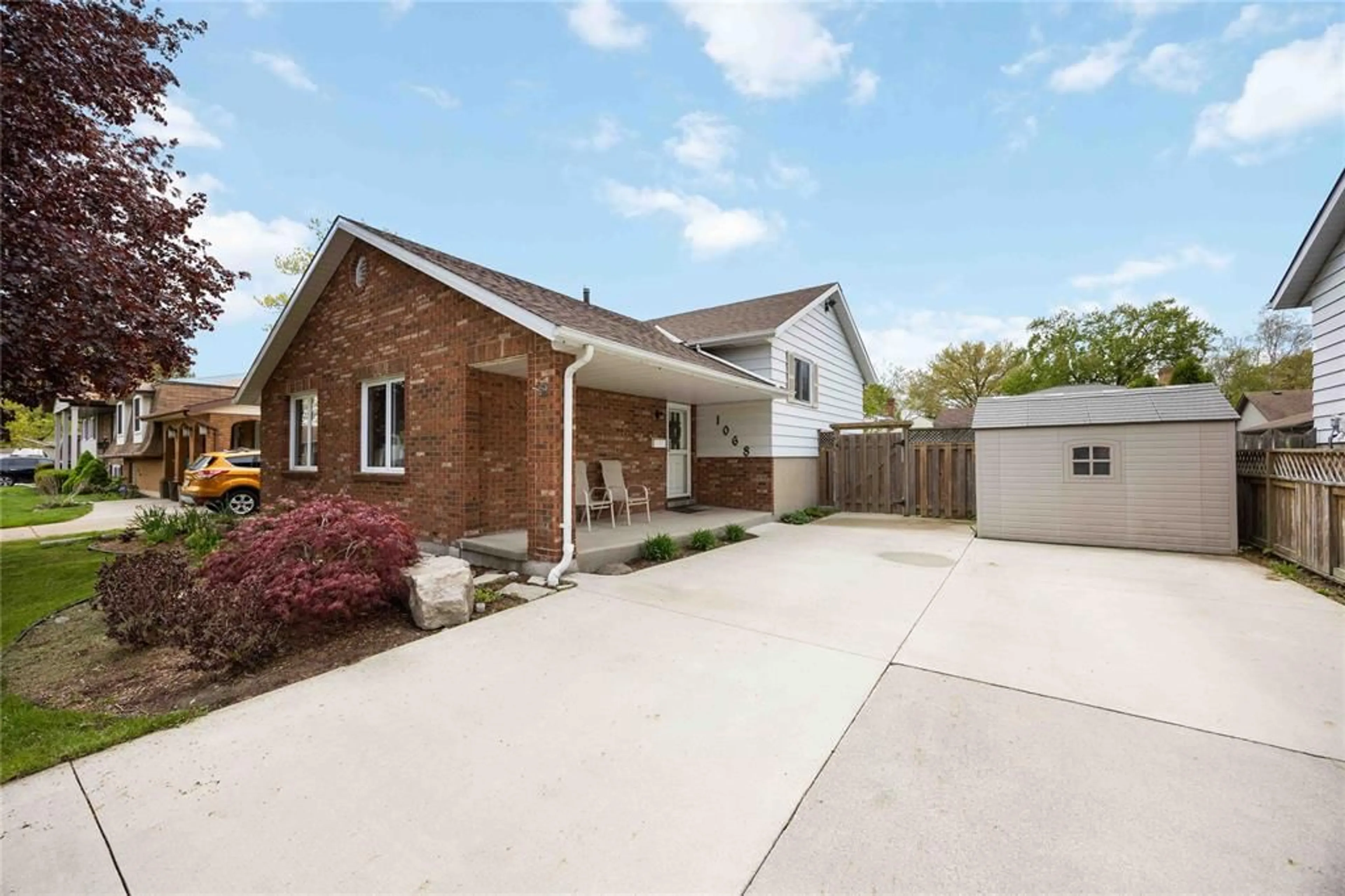 Home with brick exterior material, street for 1068 BRIMWOOD Cres, Sarnia Ontario N7S 5E9