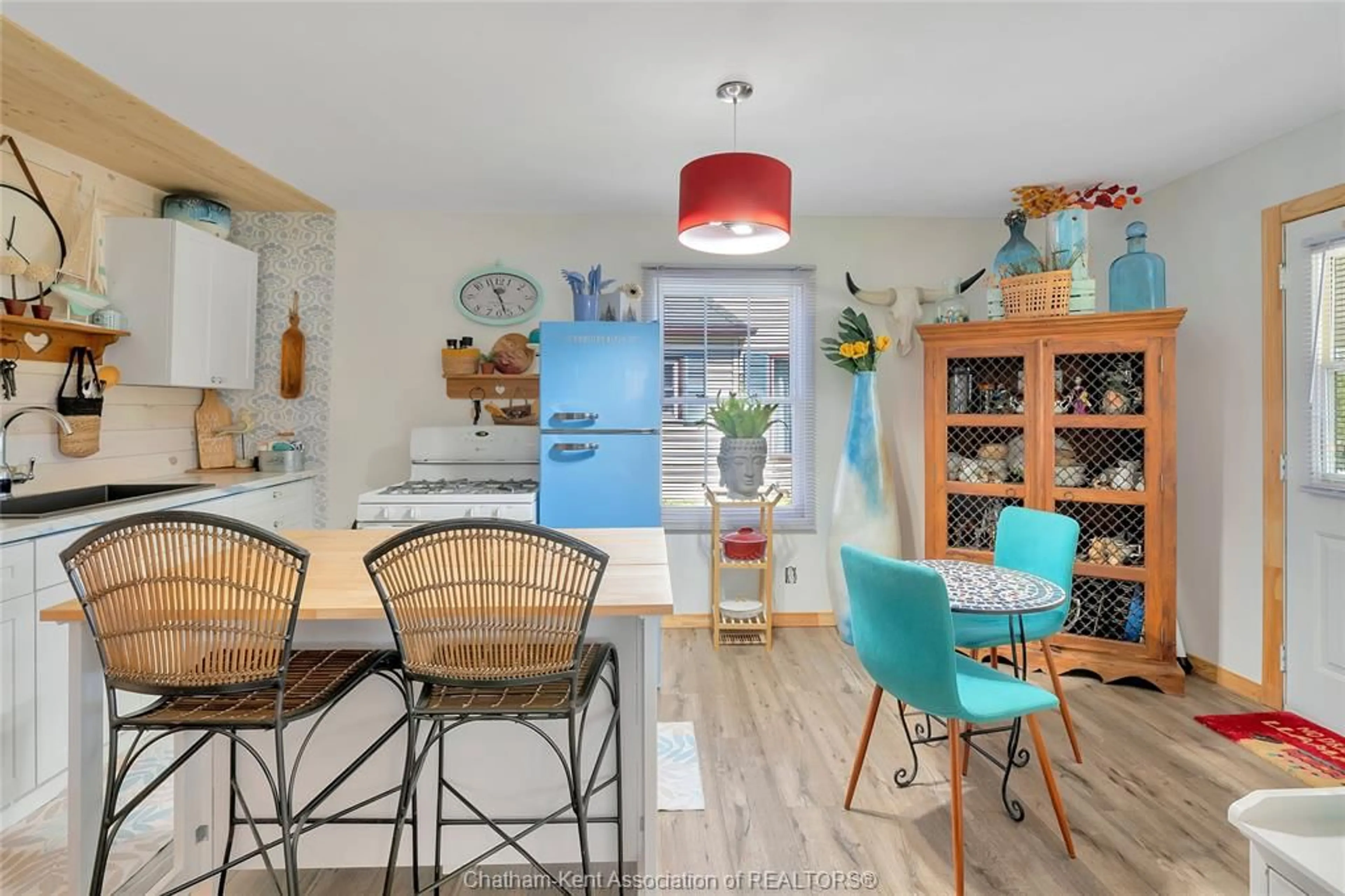 Open concept kitchen, unknown for 50 Ella St, Tilbury Ontario N0P 2L0
