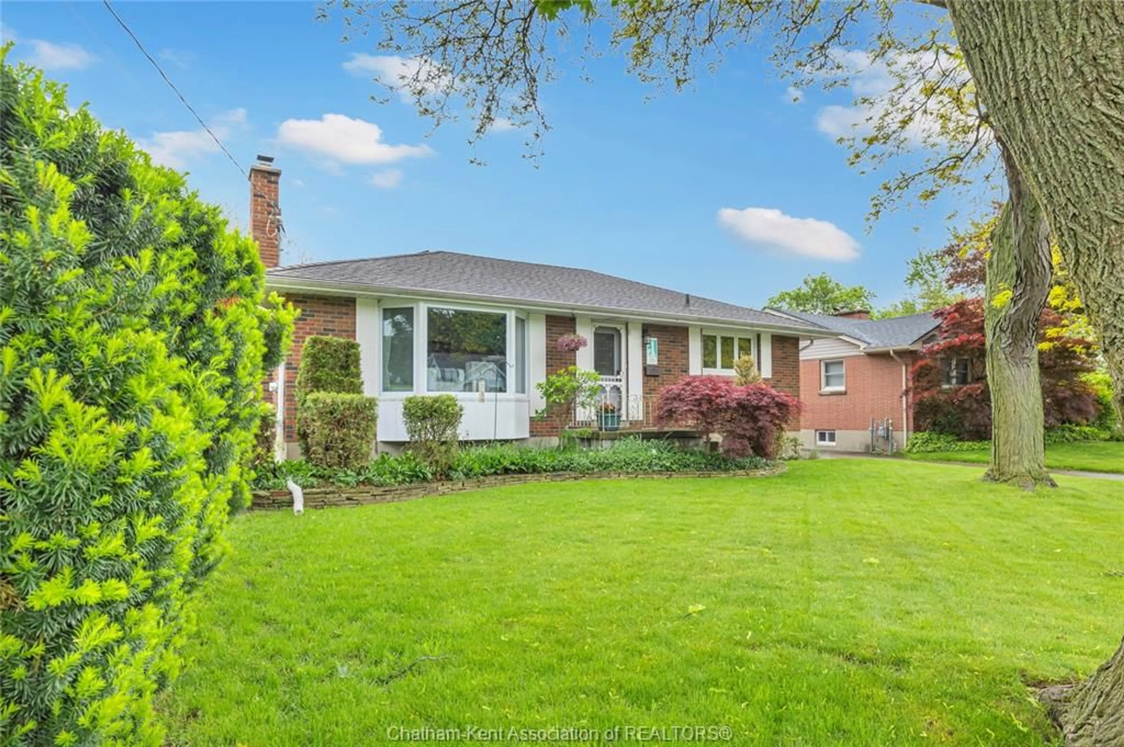 Home with brick exterior material, street for 176 MERCER St, Chatham Ontario N7M 4B5