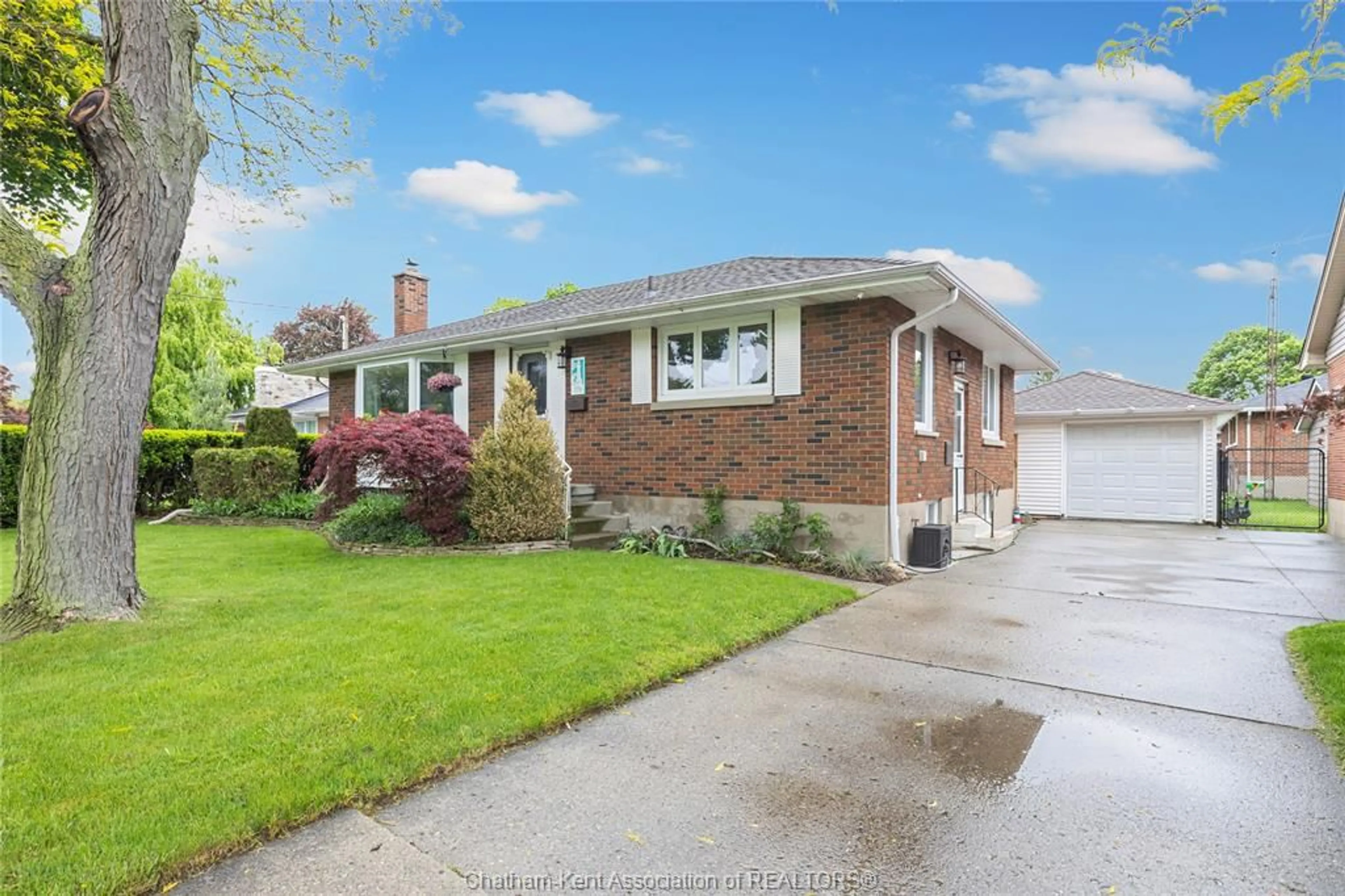 Home with brick exterior material, street for 176 MERCER St, Chatham Ontario N7M 4B5