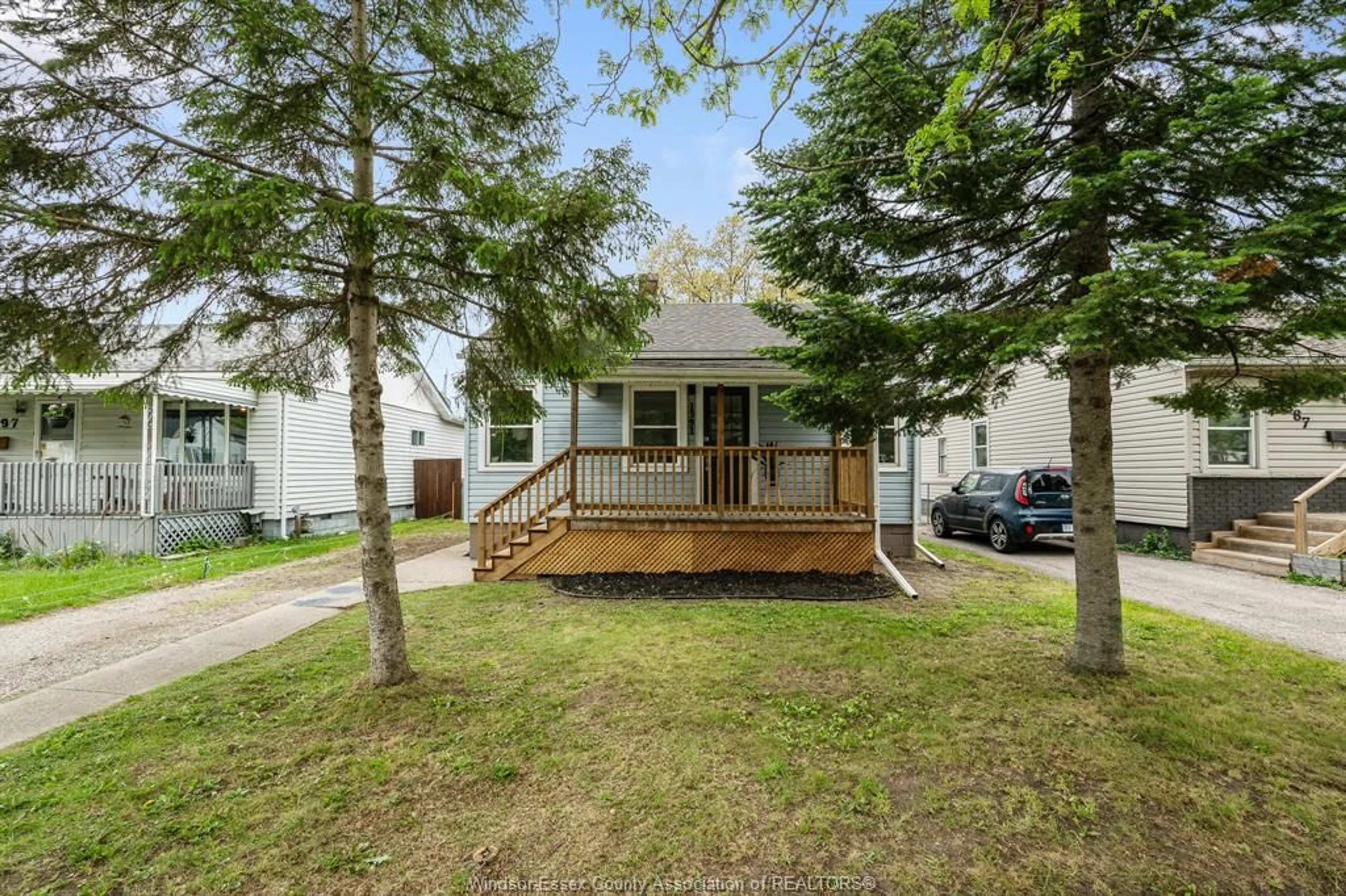 Unknown for 1391 George Ave, Windsor Ontario N8Y 2X8