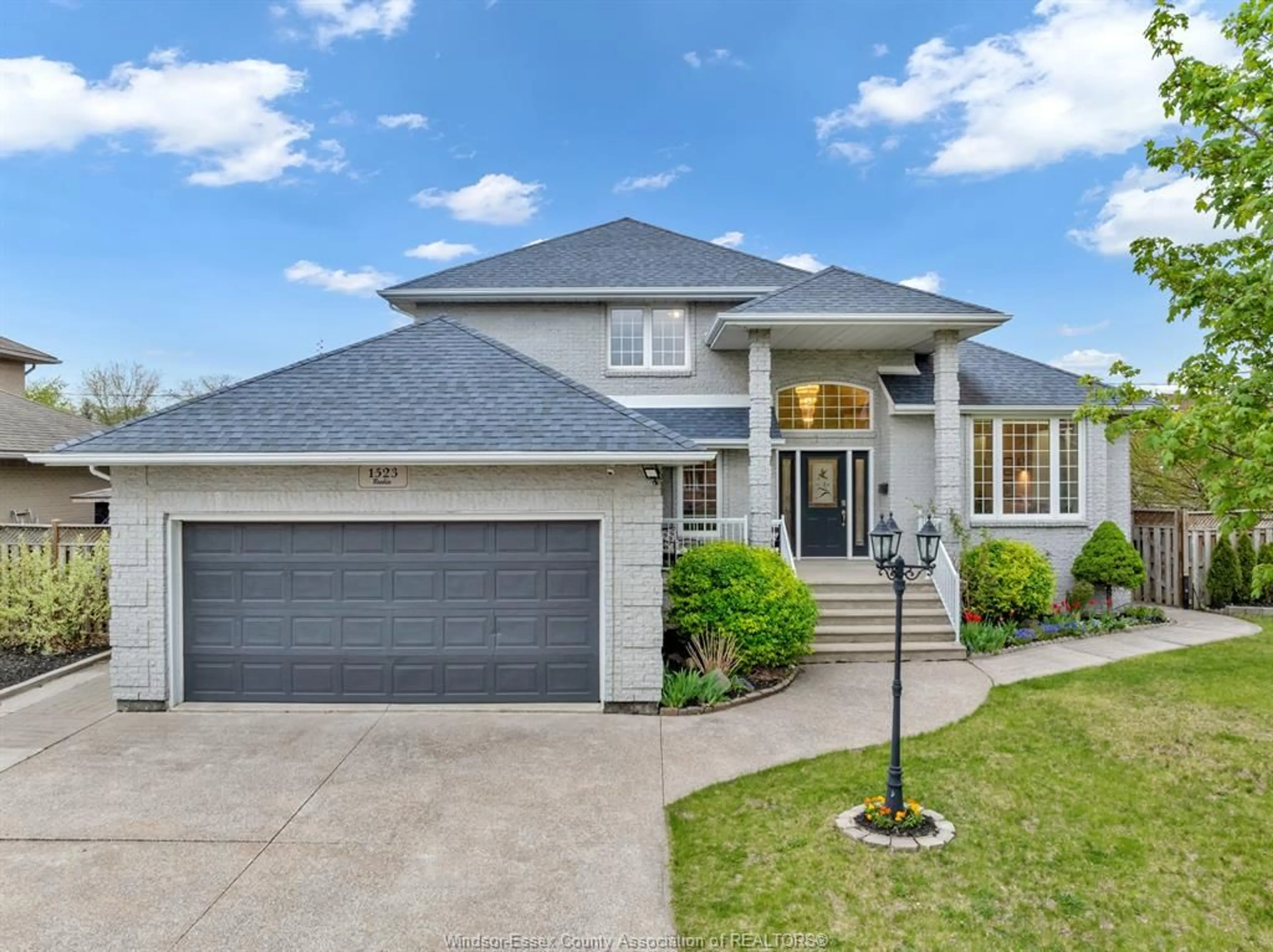 Home with brick exterior material, street for 1523 RANKIN Ave, Windsor Ontario N9B 3V2