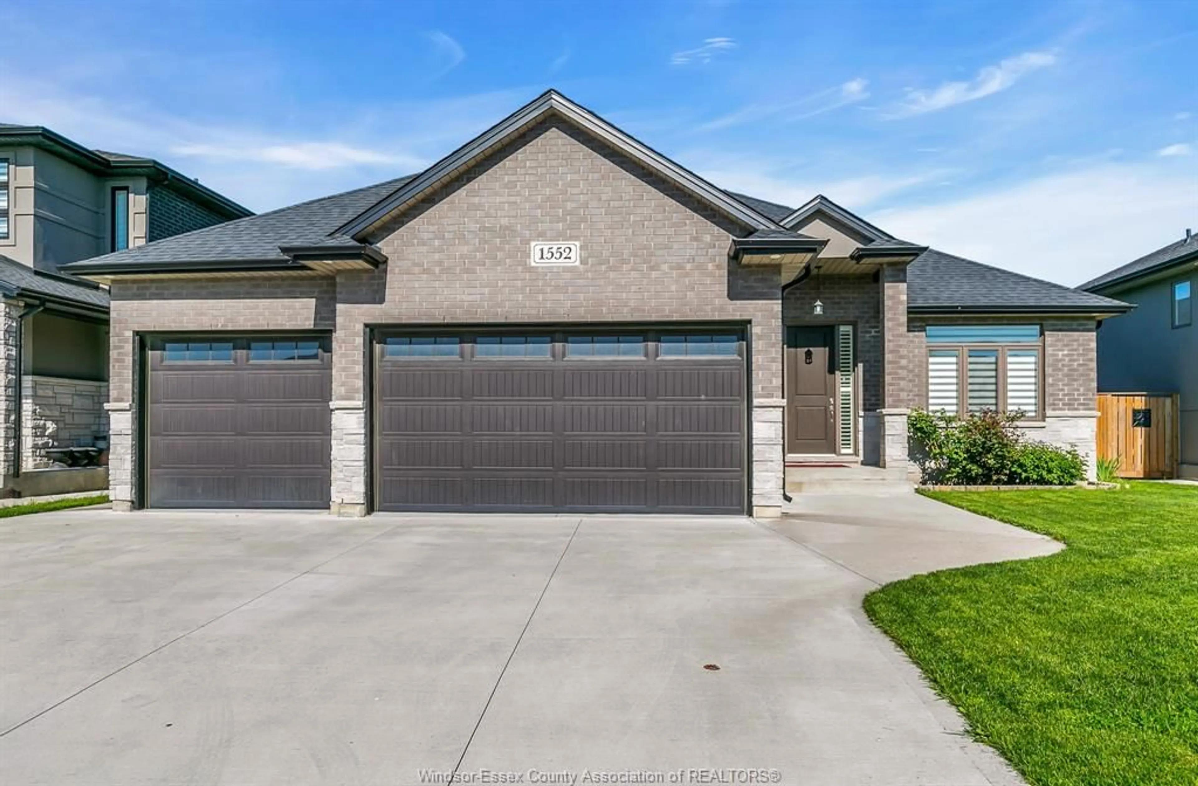 Home with brick exterior material, street for 1552 BARKLEY, Windsor Ontario N8P 0E9