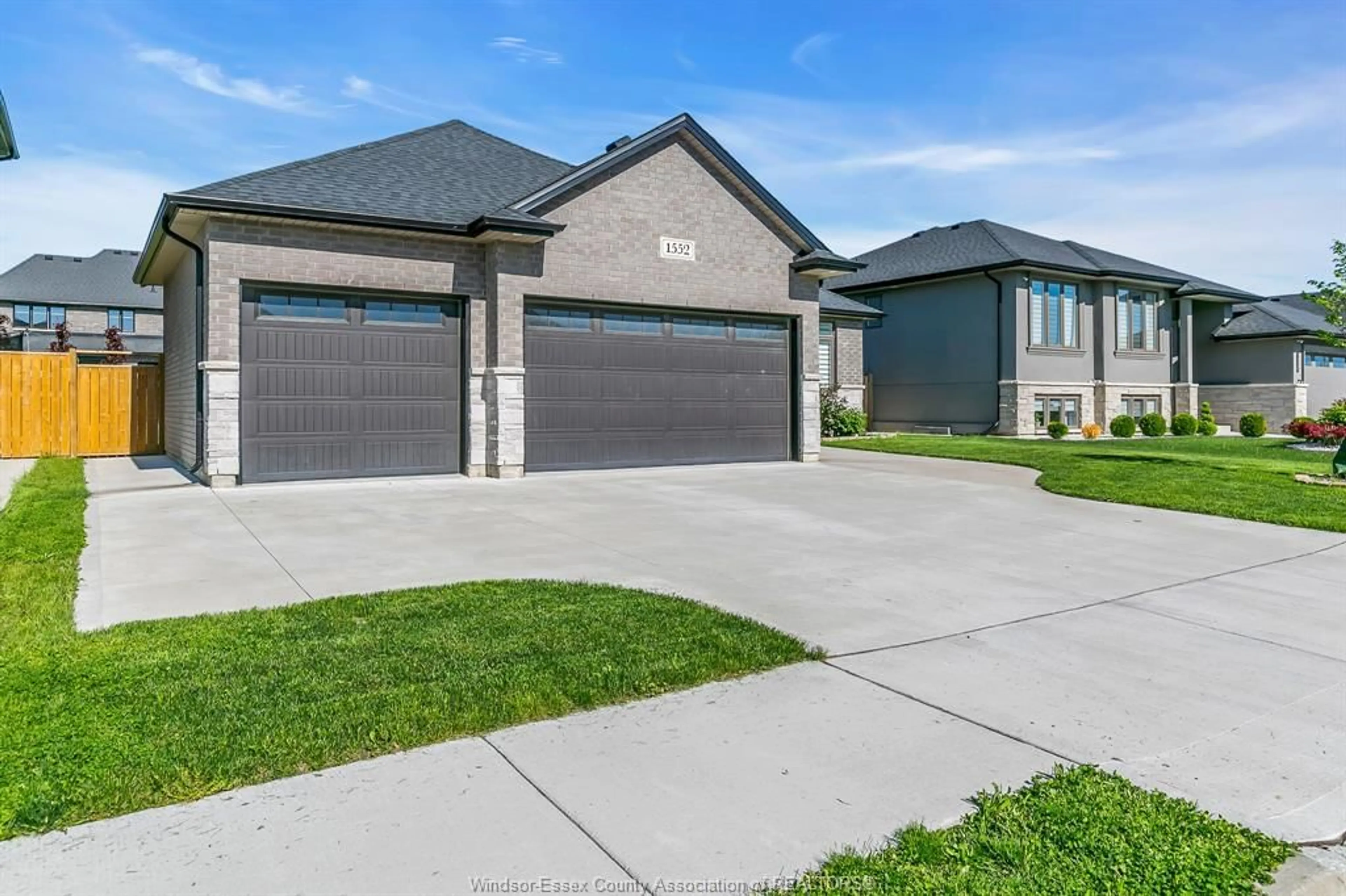 Home with brick exterior material, street for 1552 BARKLEY, Windsor Ontario N8P 0E9