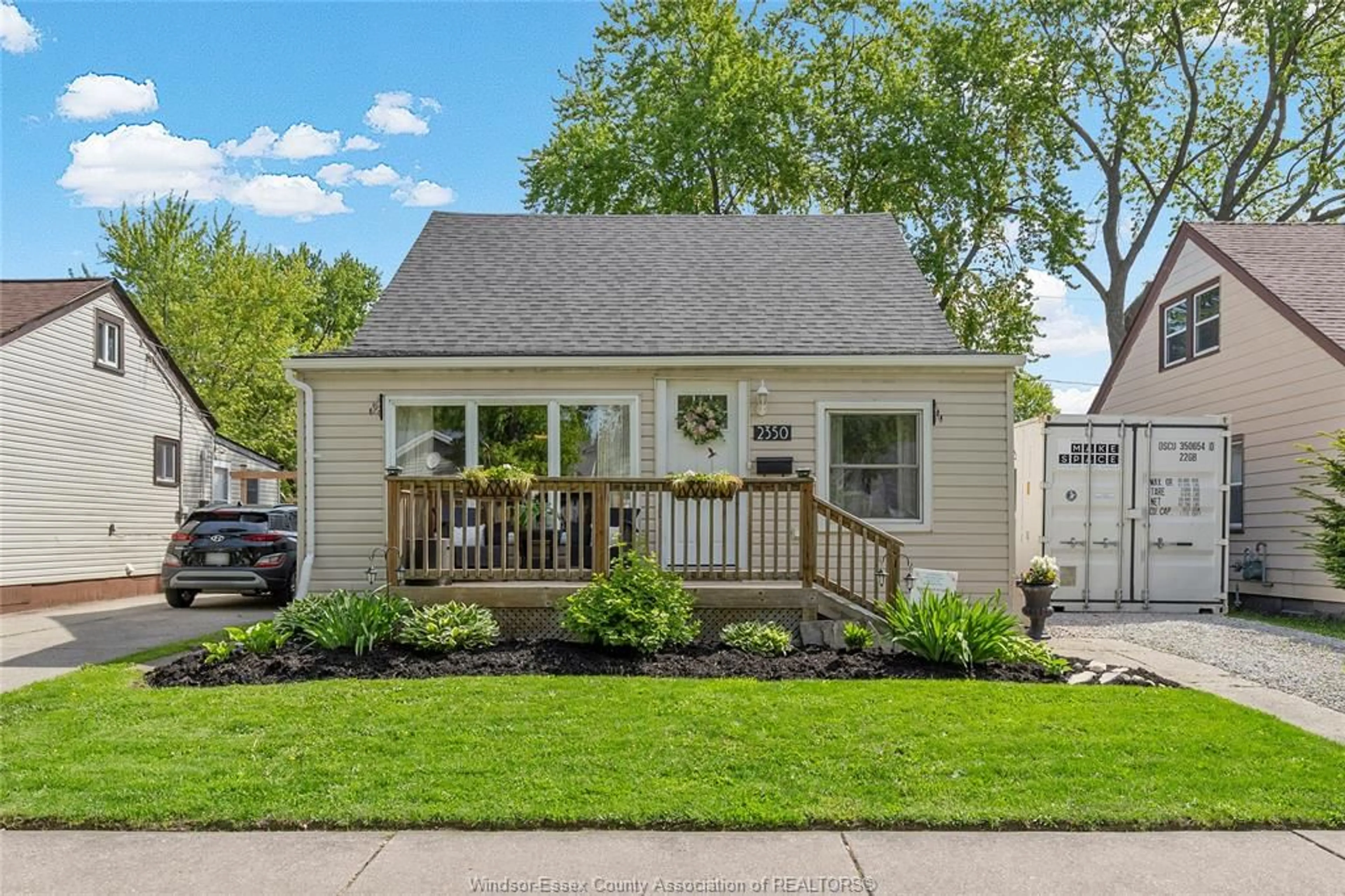 Home with vinyl exterior material, street for 2350 ELSMERE, Windsor Ontario N8W 2C8