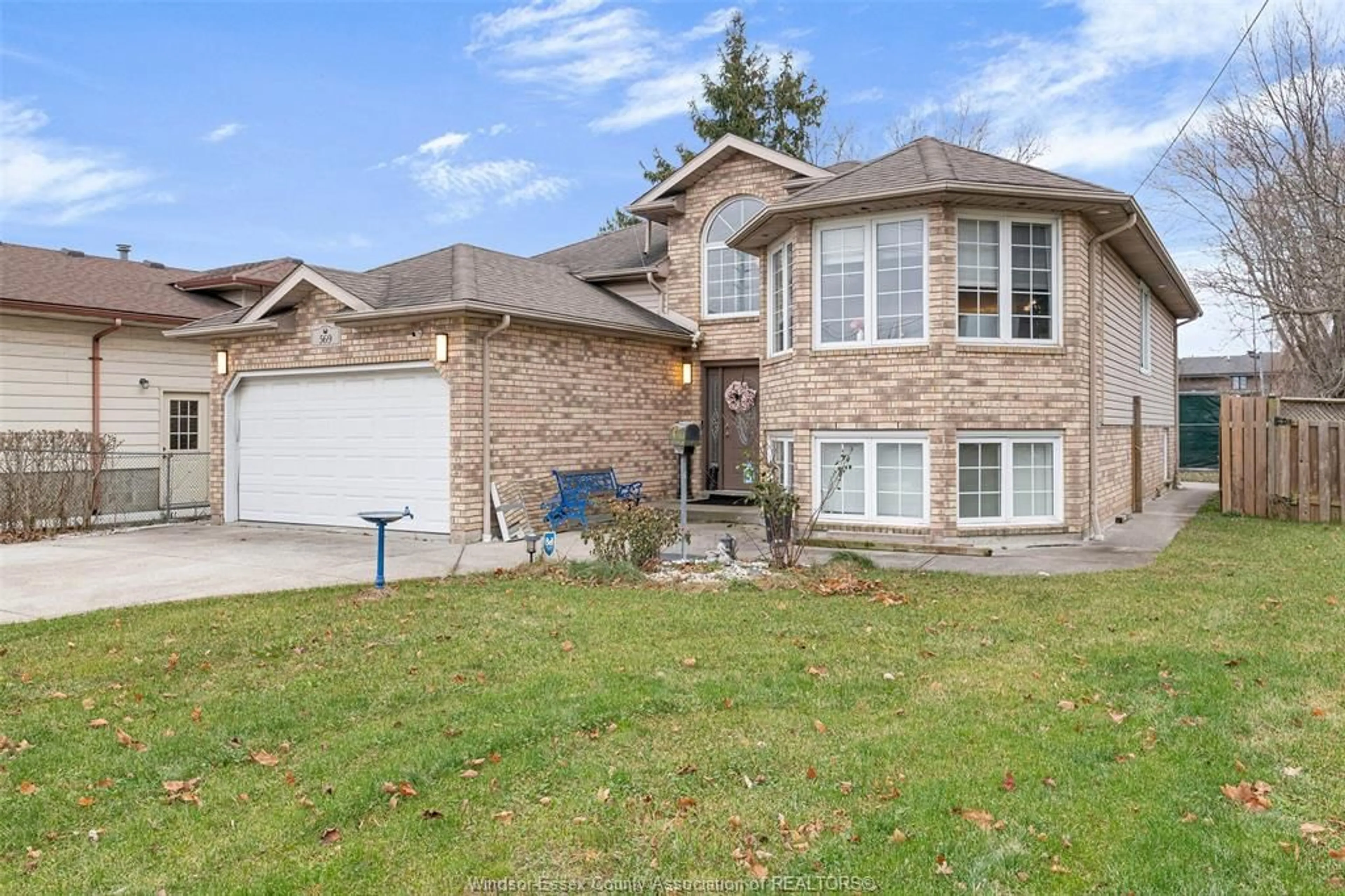 Home with brick exterior material, street for 569 Cabana Rd, Windsor Ontario N9G 1A5