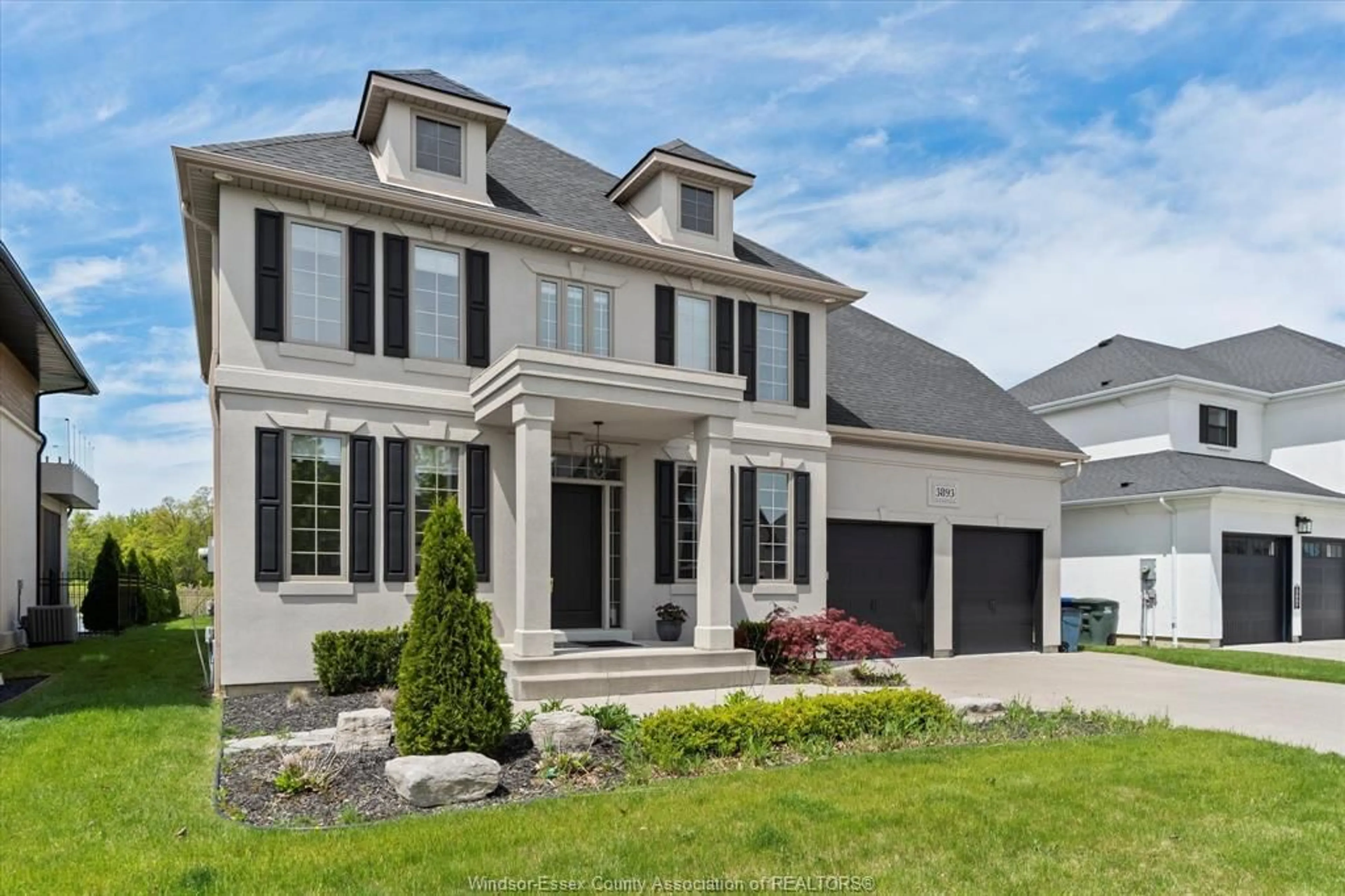 Home with vinyl exterior material, street for 3893 ST. FRANCIS, LaSalle Ontario N9H 1W7