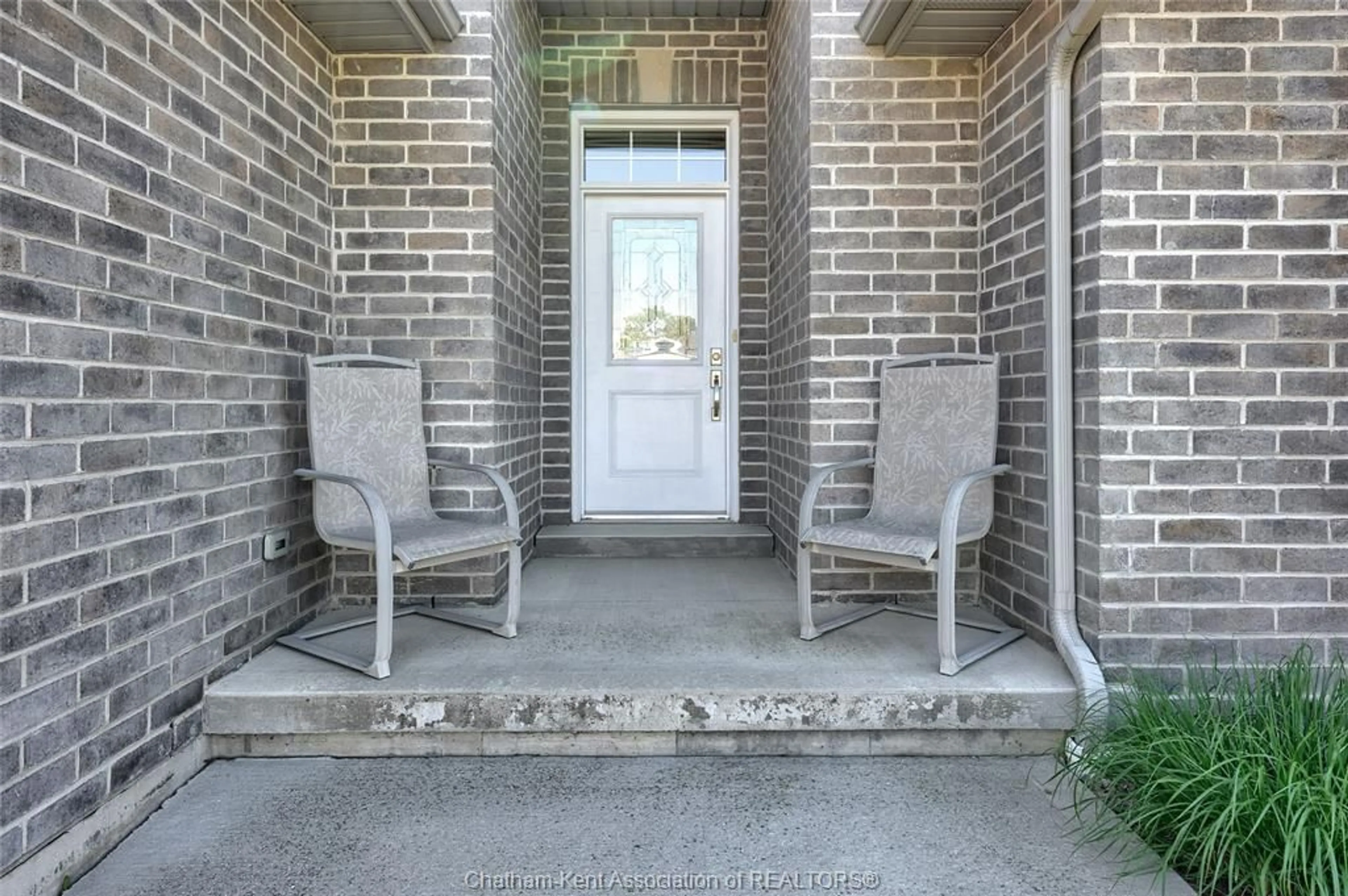 Patio, street for 30 Lanz Blvd, Blenheim Ontario N0P 1A0