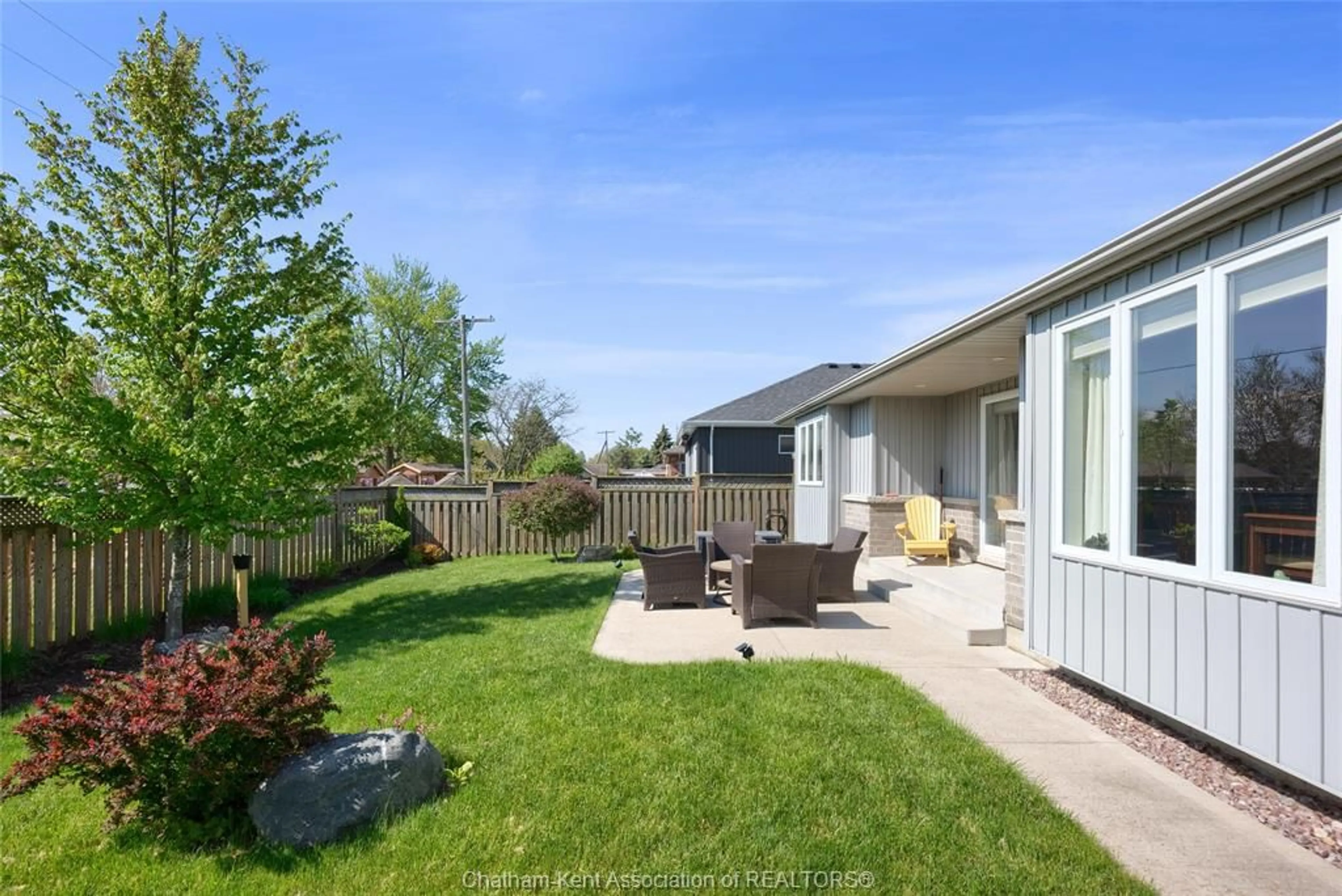Patio, street for 30 Lanz Blvd, Blenheim Ontario N0P 1A0