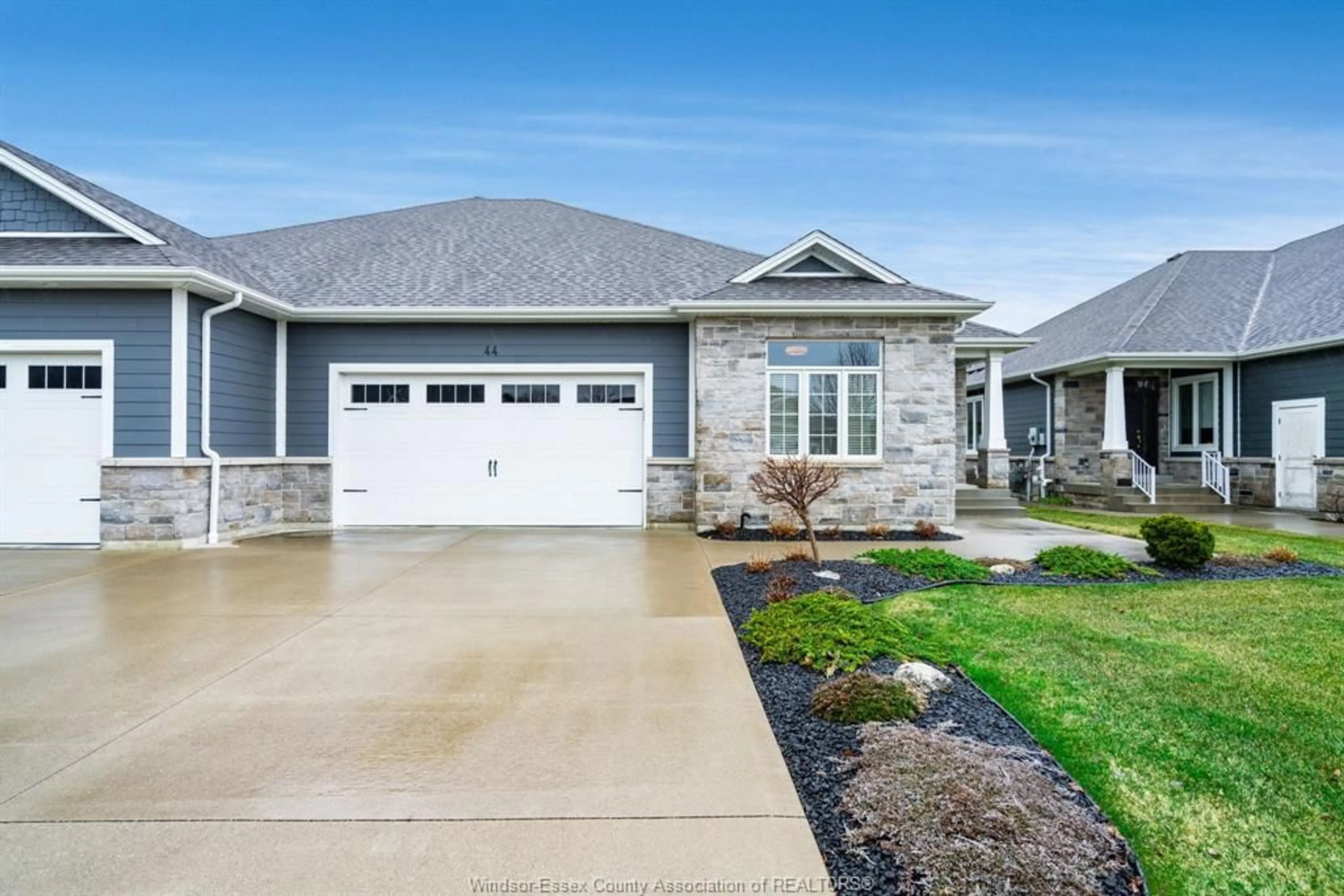 Unknown for 44 Robin Crt, Kingsville Ontario N9Y 0E1