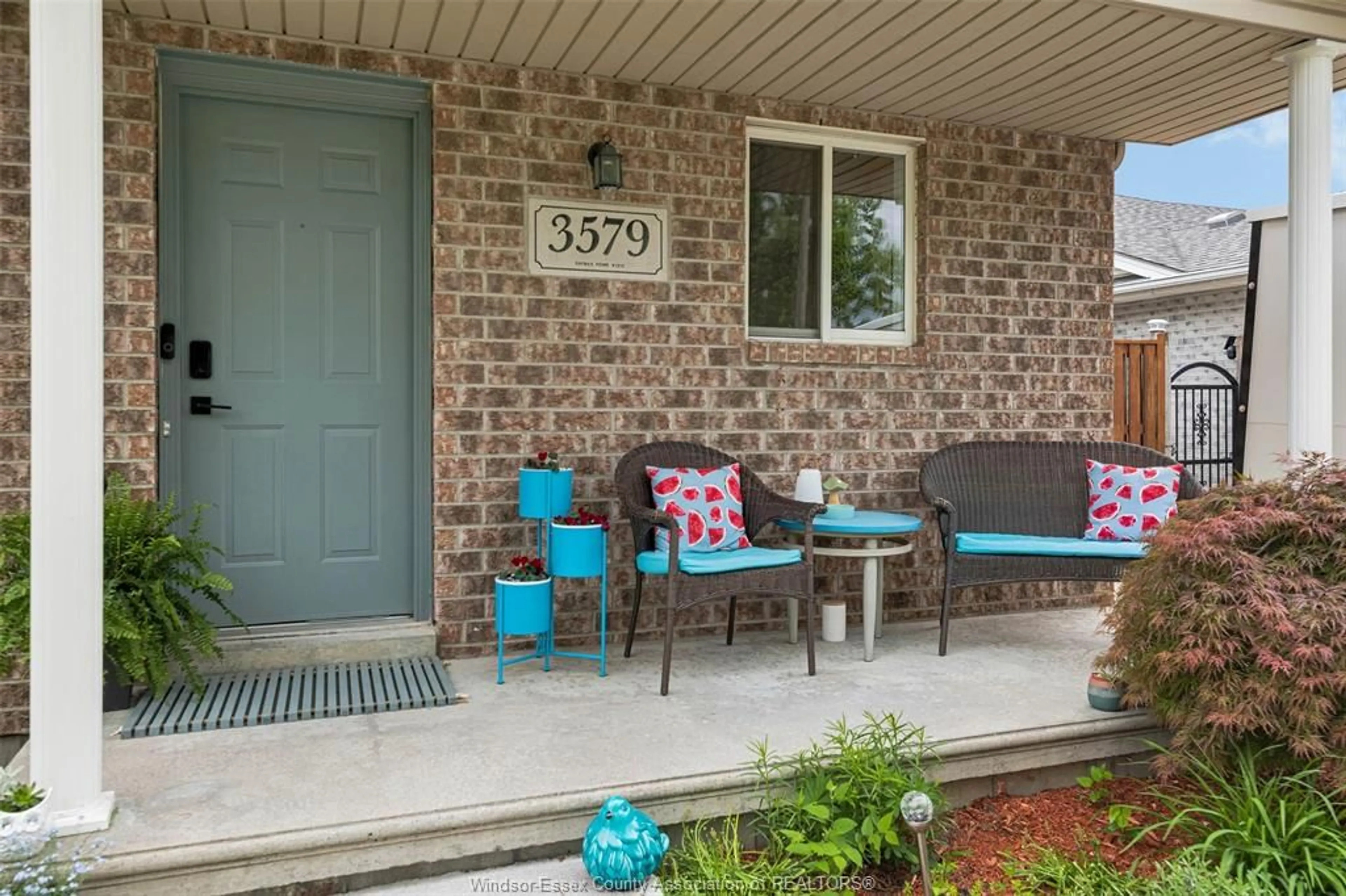 Patio, street for 3579 Innerkip Cres, Windsor Ontario N8W 5V1