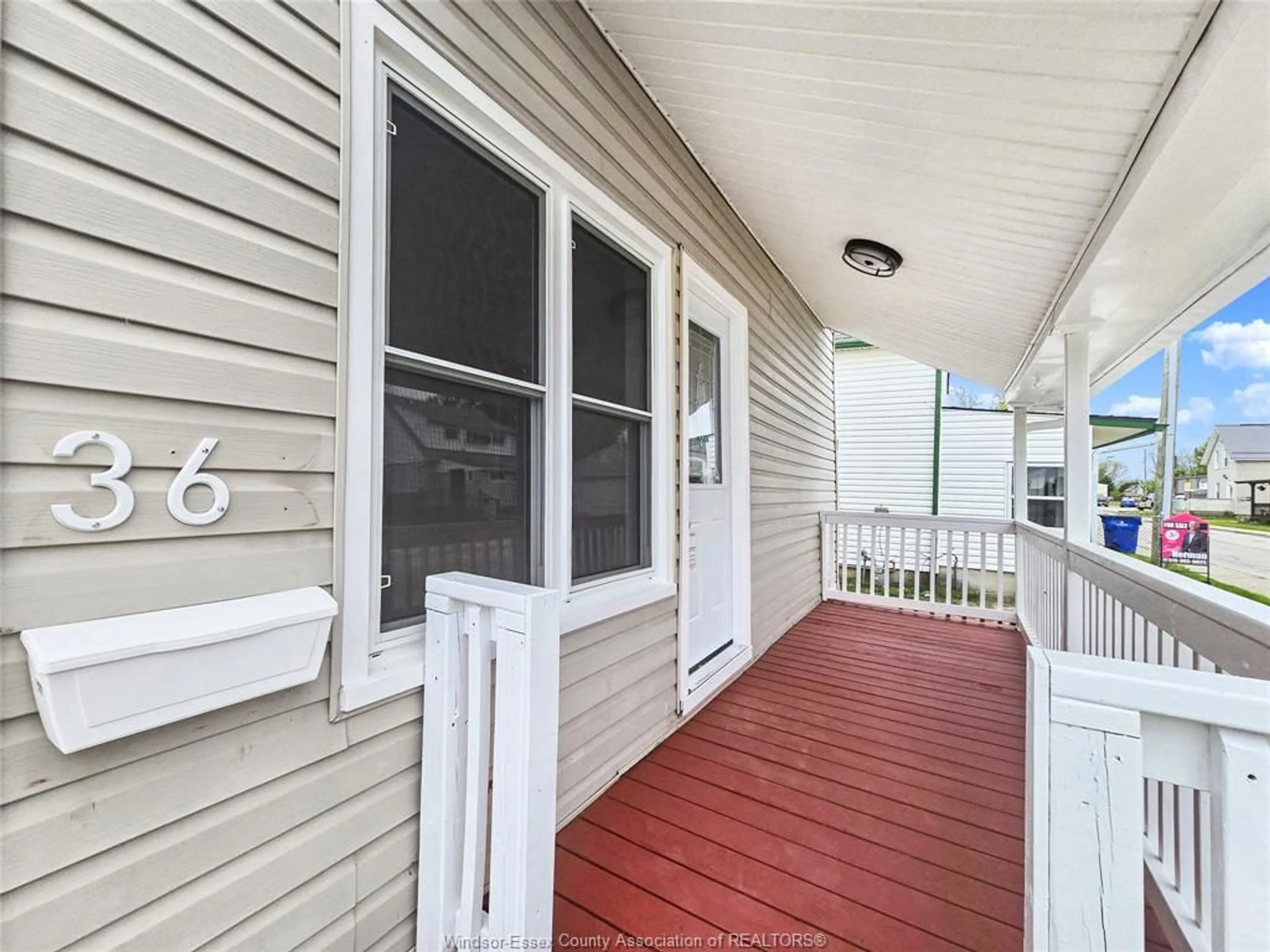Home with vinyl exterior material, street for 36 DEGGE St, Chatham Ontario N7M 4X2