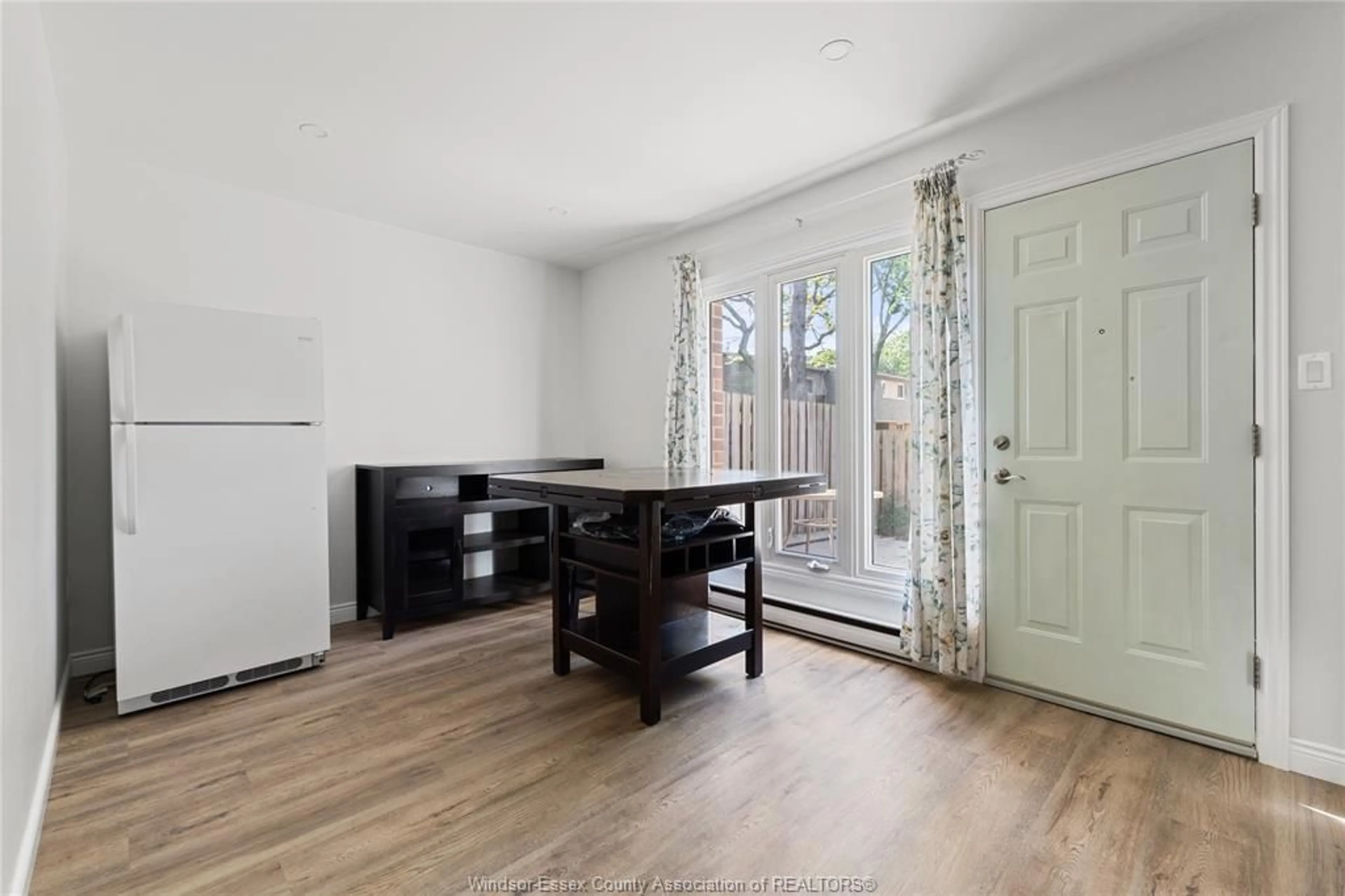 A pic of a room for 2635 Vine Court #51, Windsor Ontario N8T 2X4