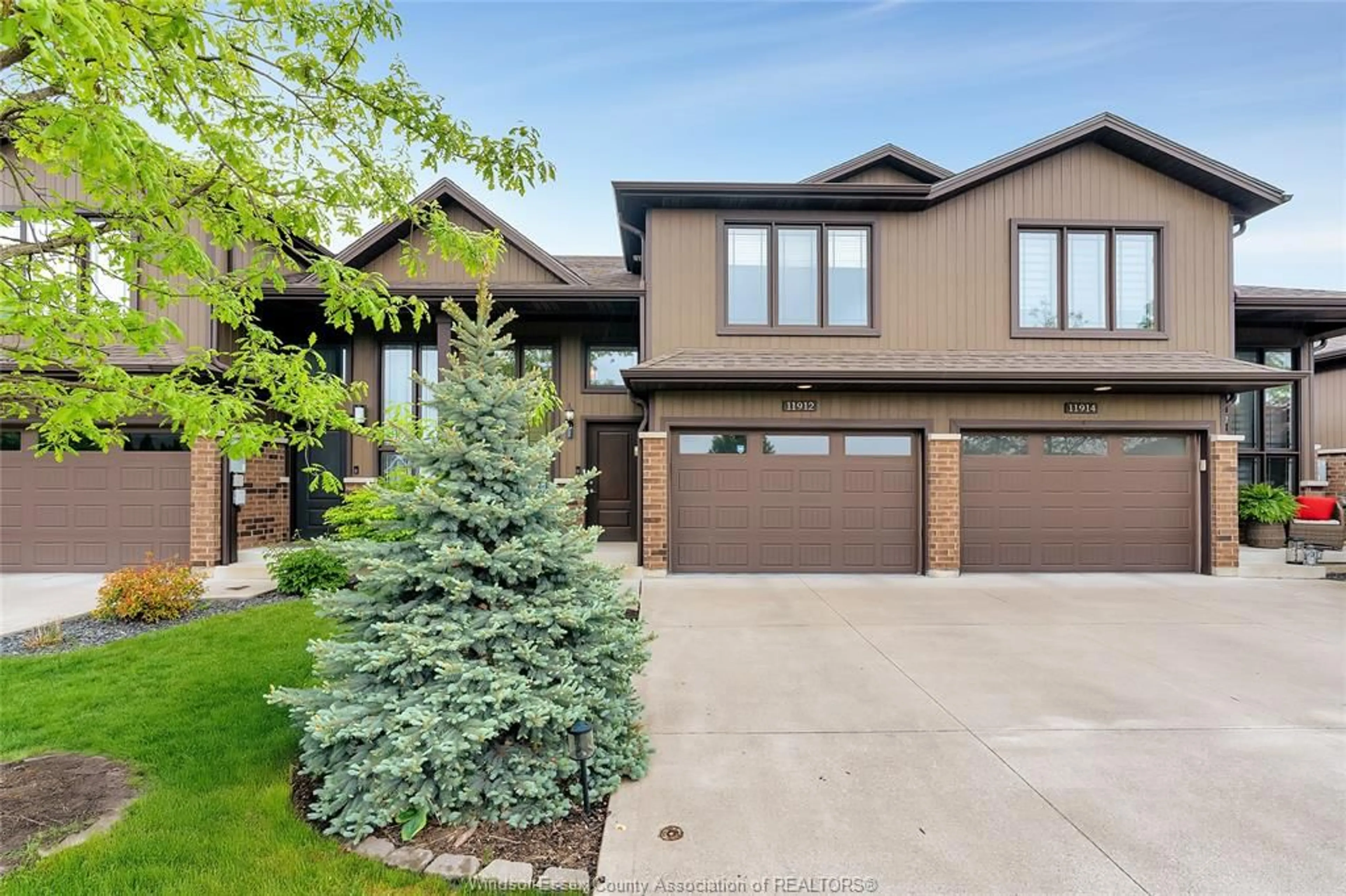 Home with brick exterior material, street for 11912 THISTLEDOWN Ave, Windsor Ontario N8P 0A1
