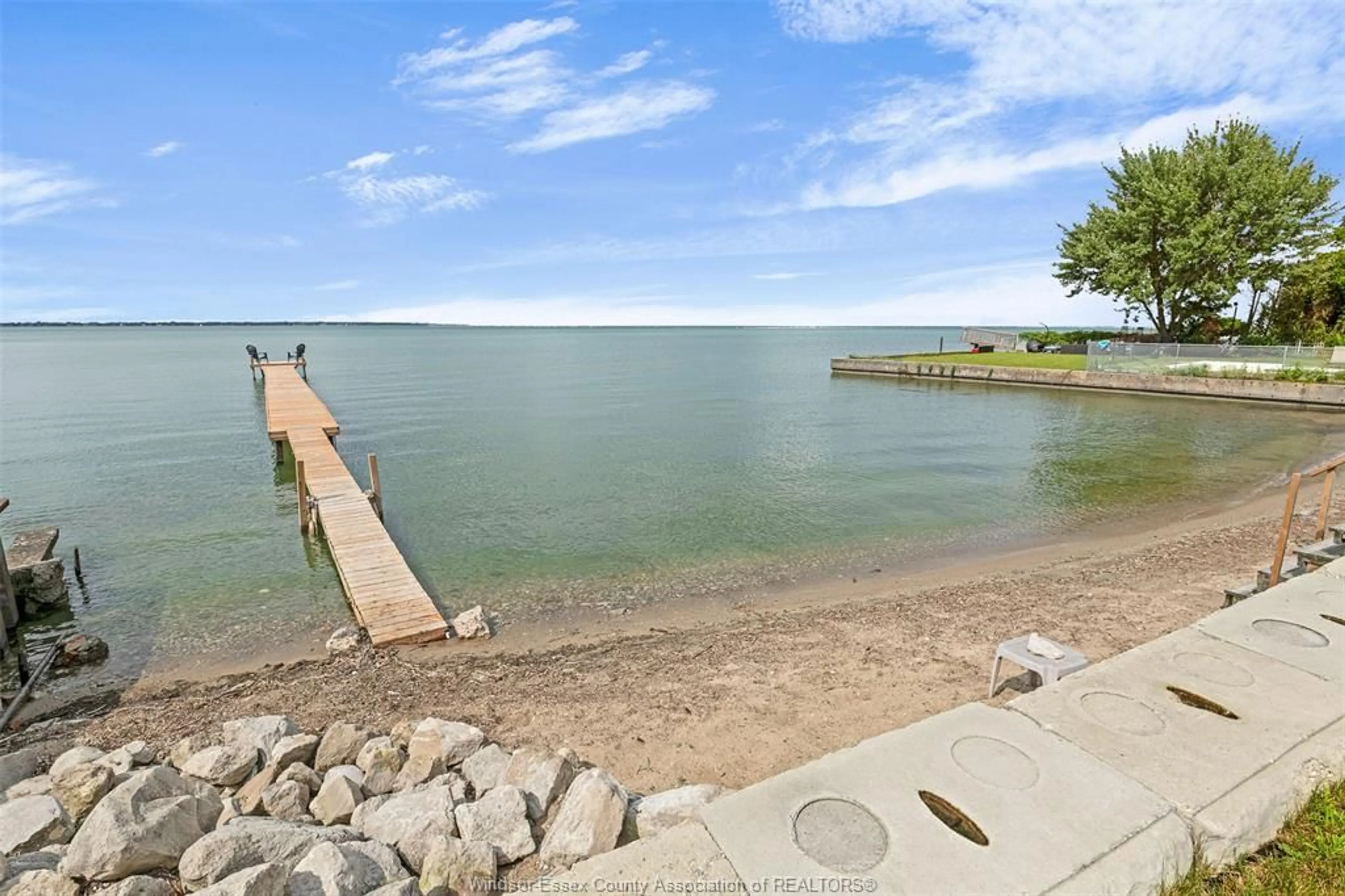 Patio, water/lake/river/ocean view for 12086 RIVERSIDE Dr, Tecumseh Ontario N8P 1A9