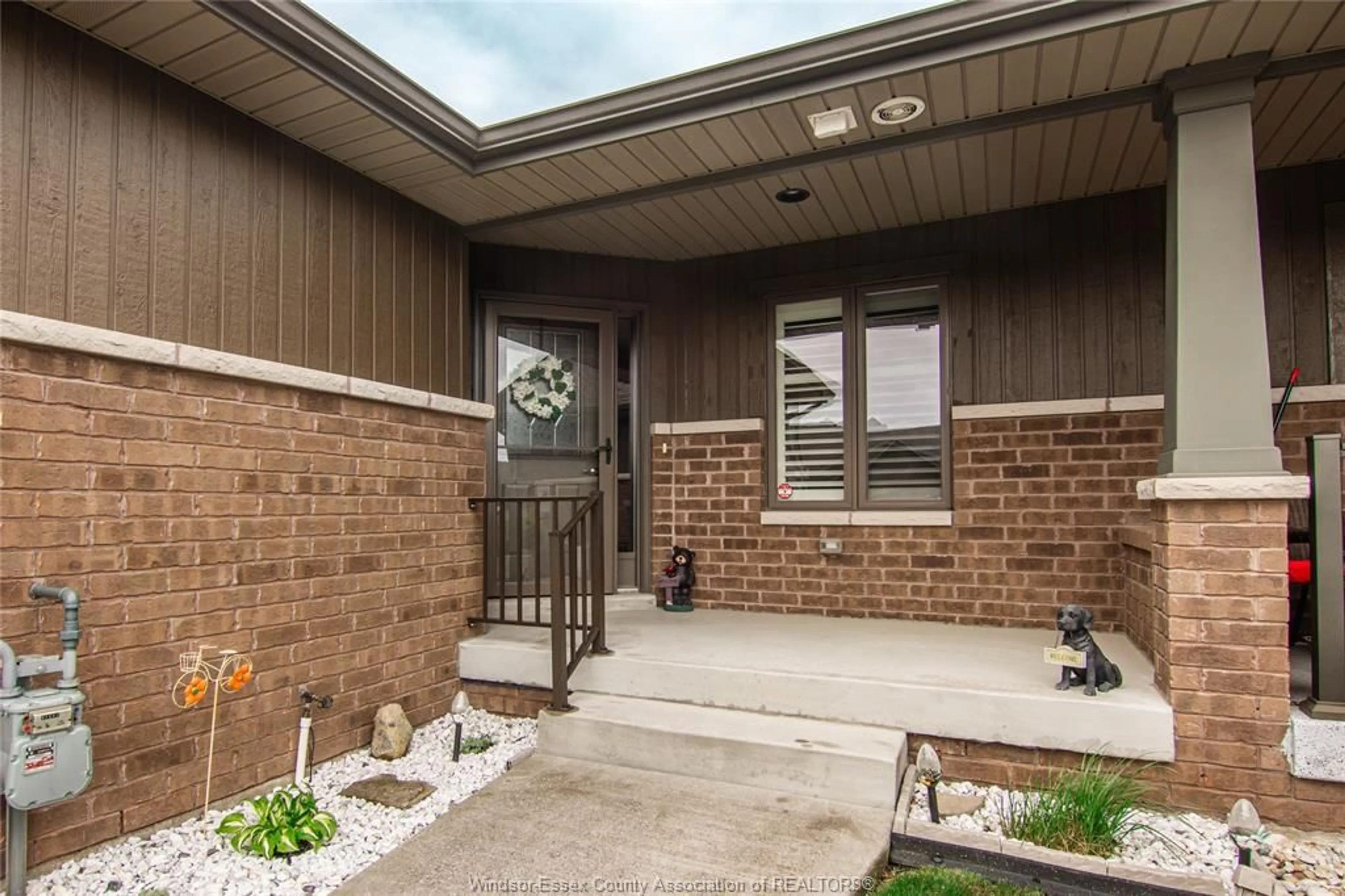 Home with brick exterior material, street for 2261 GATWICK Ave, Windsor Ontario N8P 0B6