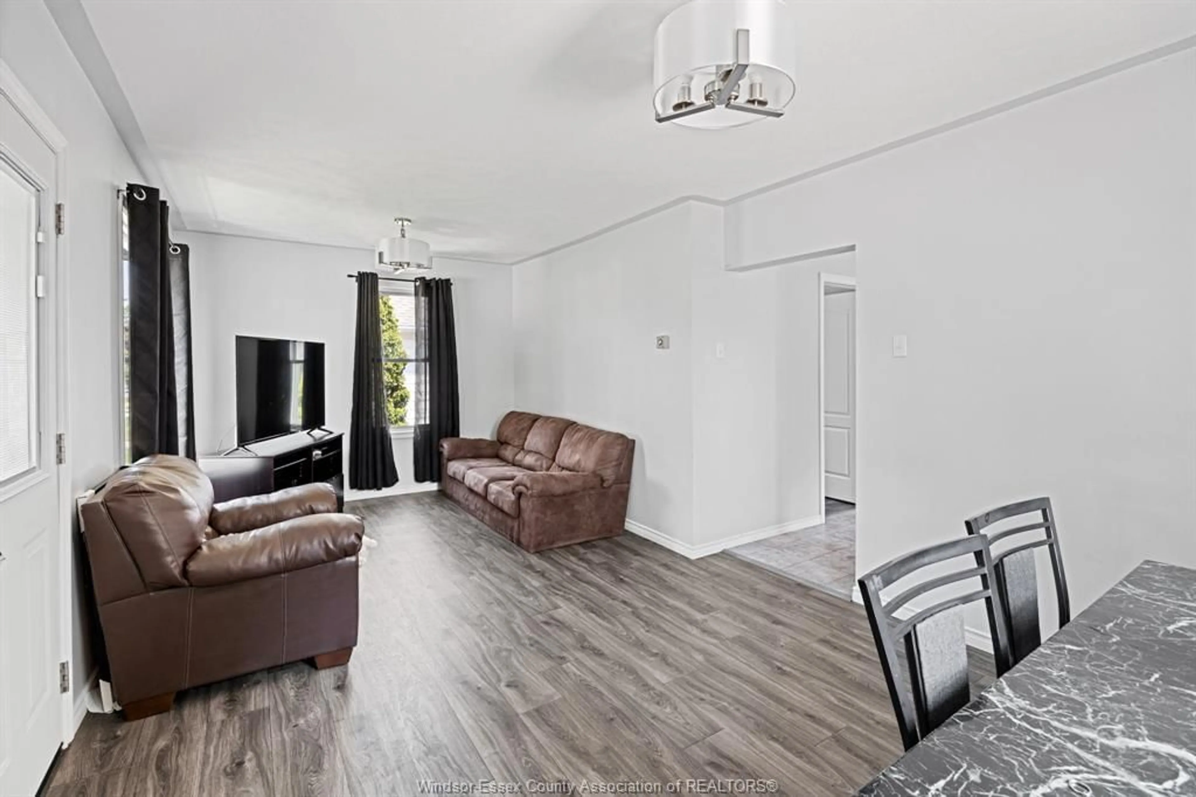 Living room with furniture, unknown for 38 WESTMORELAND, Leamington Ontario N8H 3P3