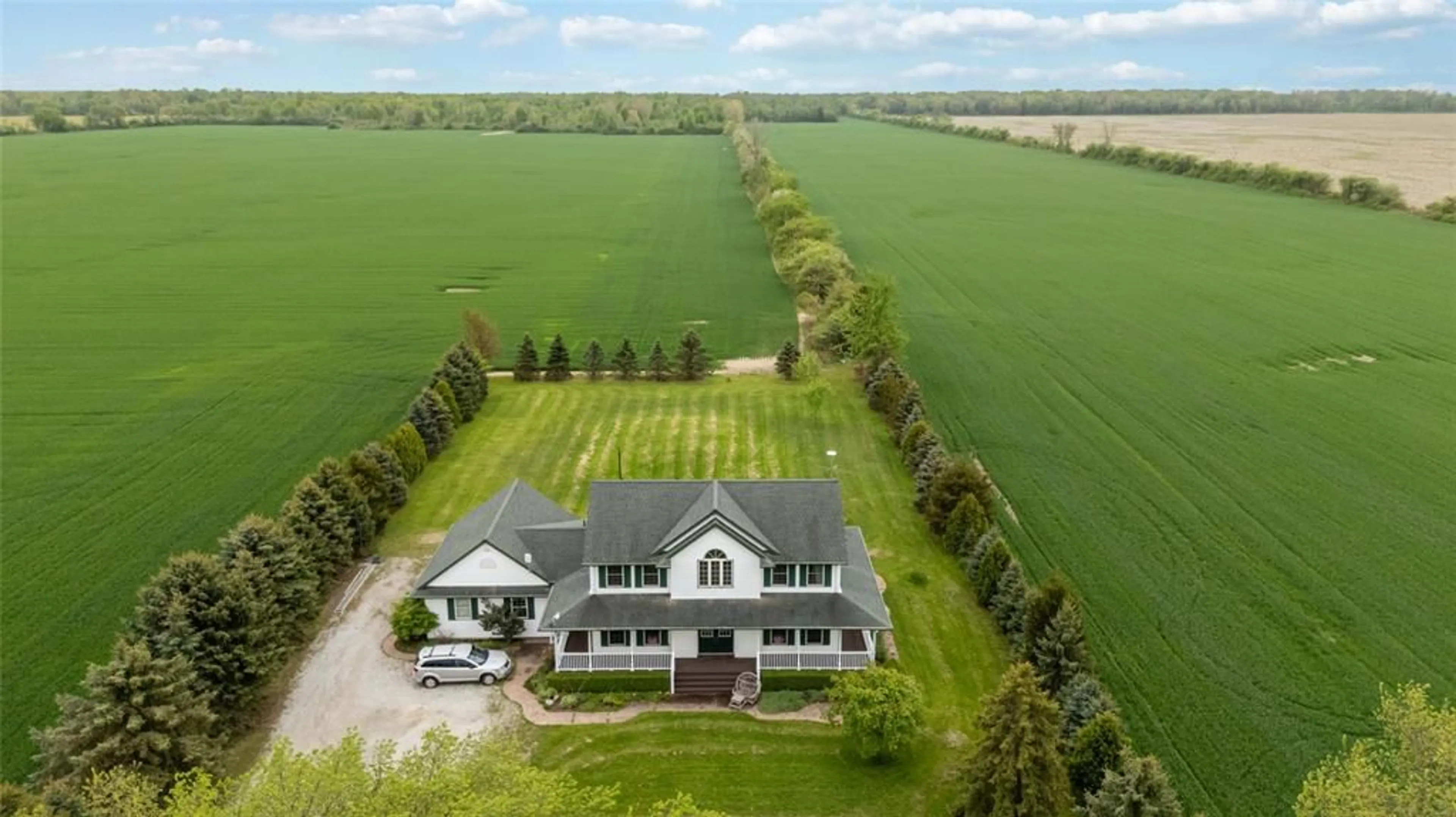 A pic from outside/outdoor area/front of a property/back of a property/a pic from drone, water/lake/river/ocean view for 1331 Petrolia Line, St Clair Ontario N0N 1G0