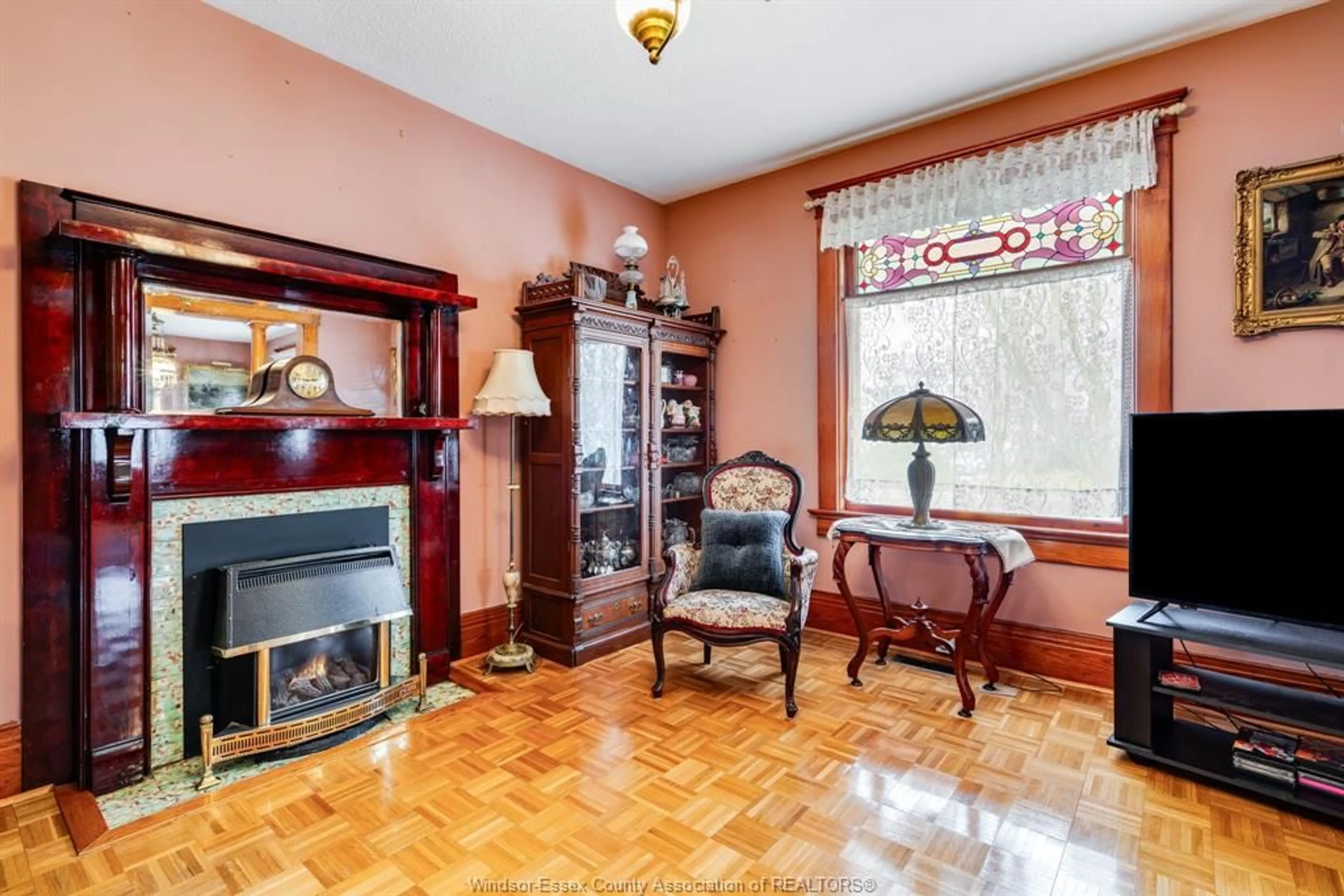 Unknown for 10 CARLYLE St, Tilbury Ontario N0P 2L0