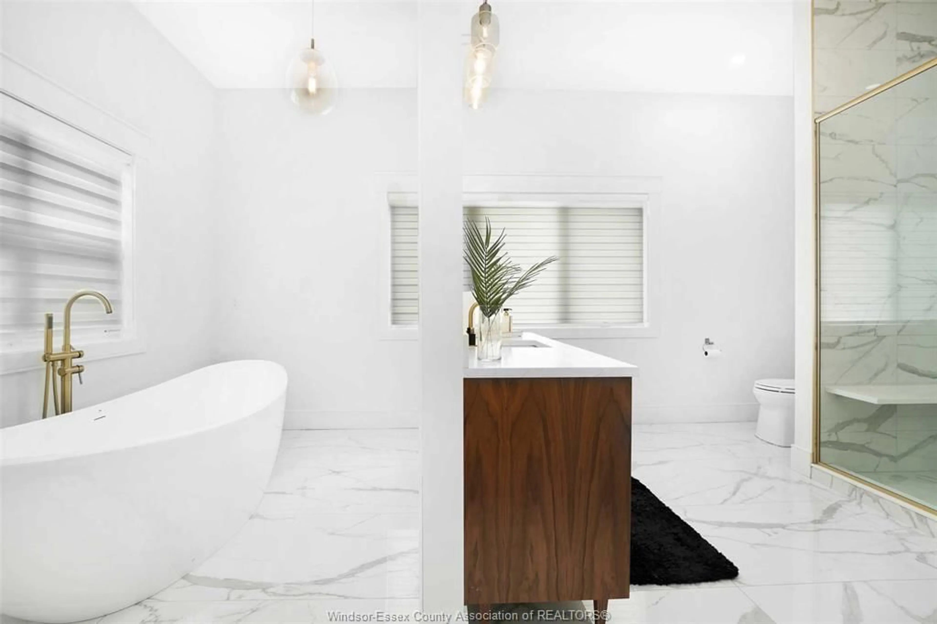 Contemporary bathroom, ceramic/tile floor for 1012 Concession Rd 2 N, Amherstburg Ontario N0R 1J0