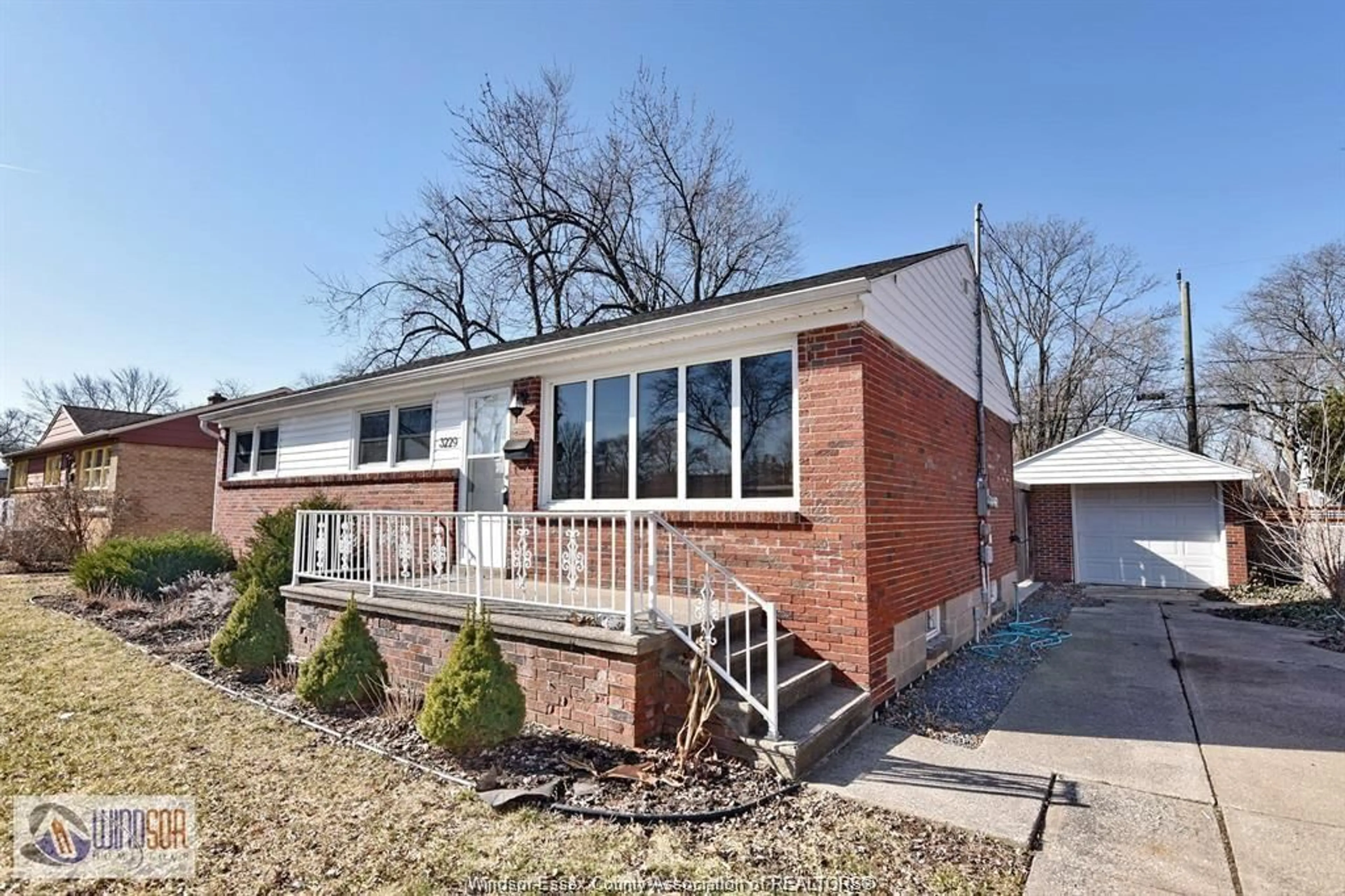 Home with brick exterior material, street for 3229 VIRGINIA PARK, Windsor Ontario N9B 2C4