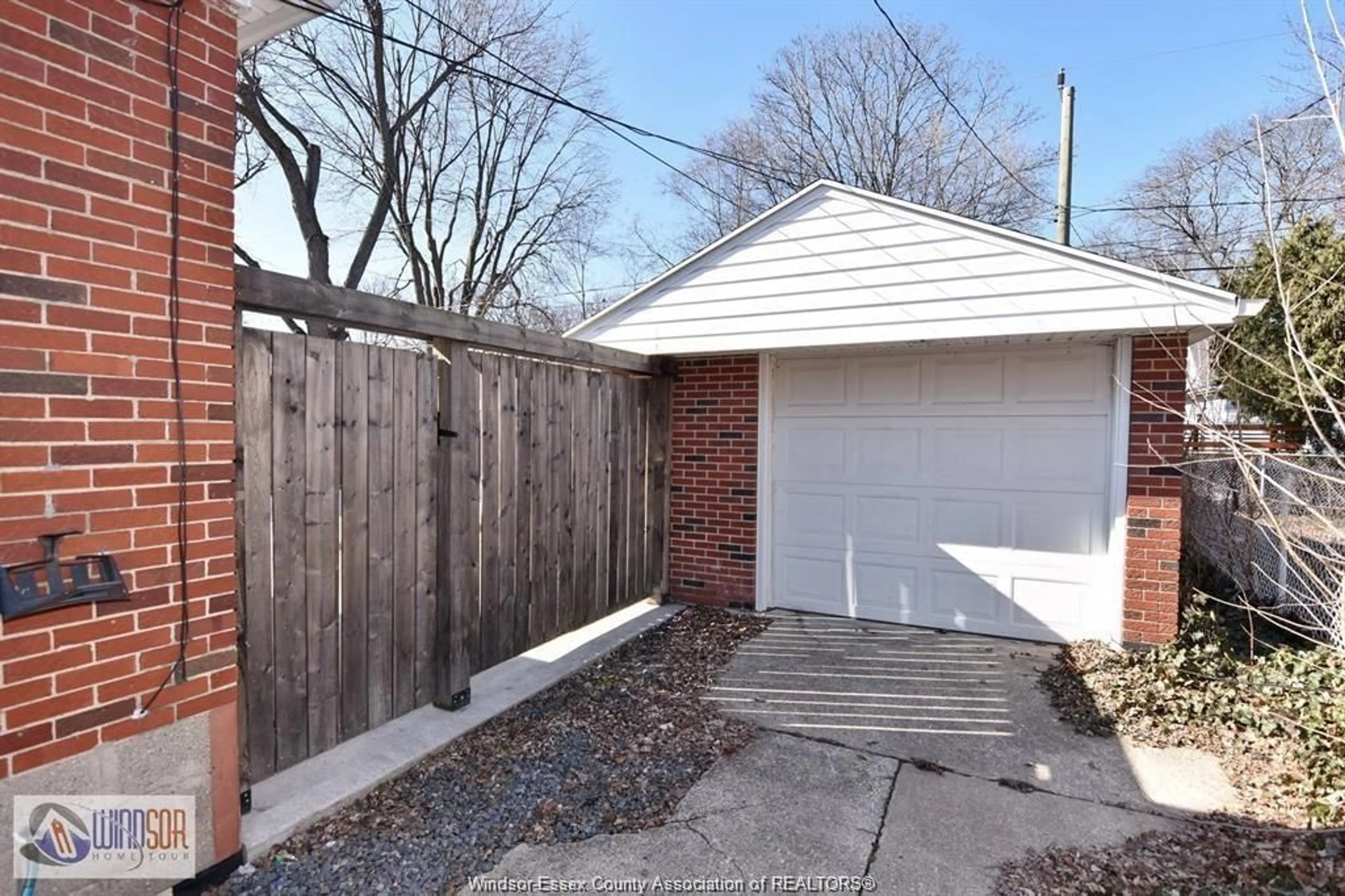 Unknown for 3229 VIRGINIA PARK, Windsor Ontario N9B 2C4