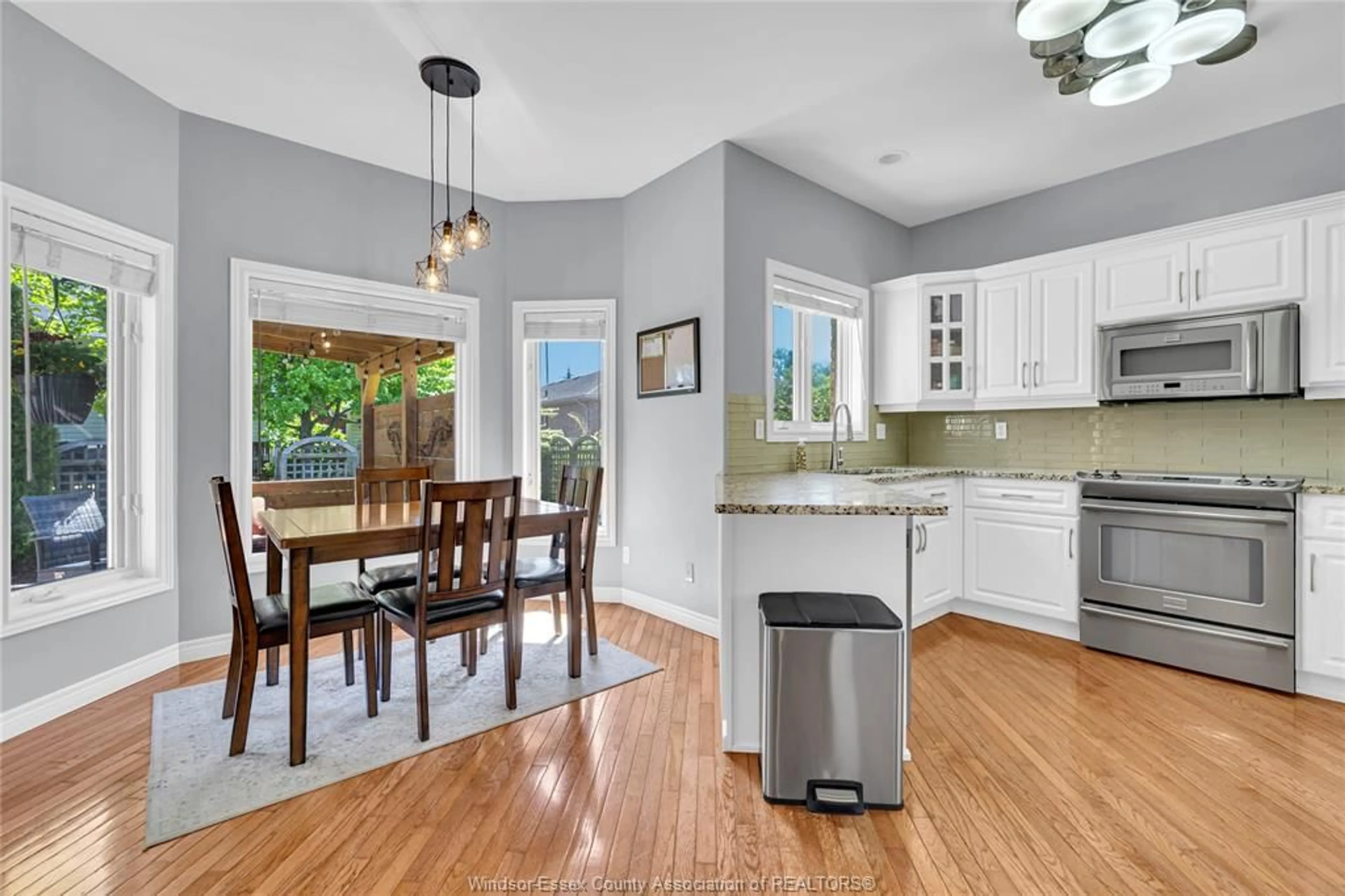 Open concept kitchen, unknown for 9568 Manitou Cres, Windsor Ontario N8P 1H8