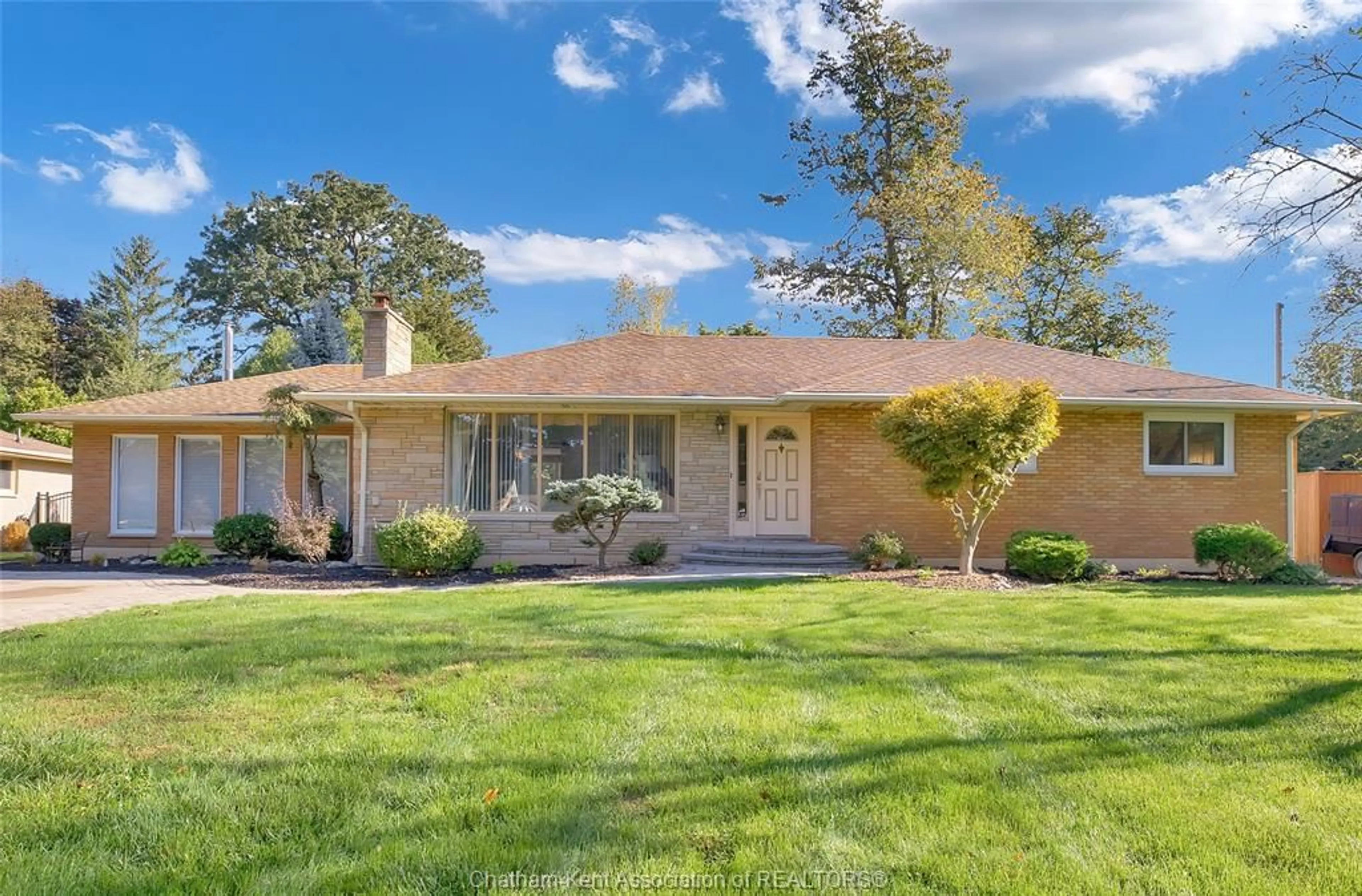 Home with brick exterior material, street for 79 Lynnwood Ave, Chatham Ontario N7M 5J4