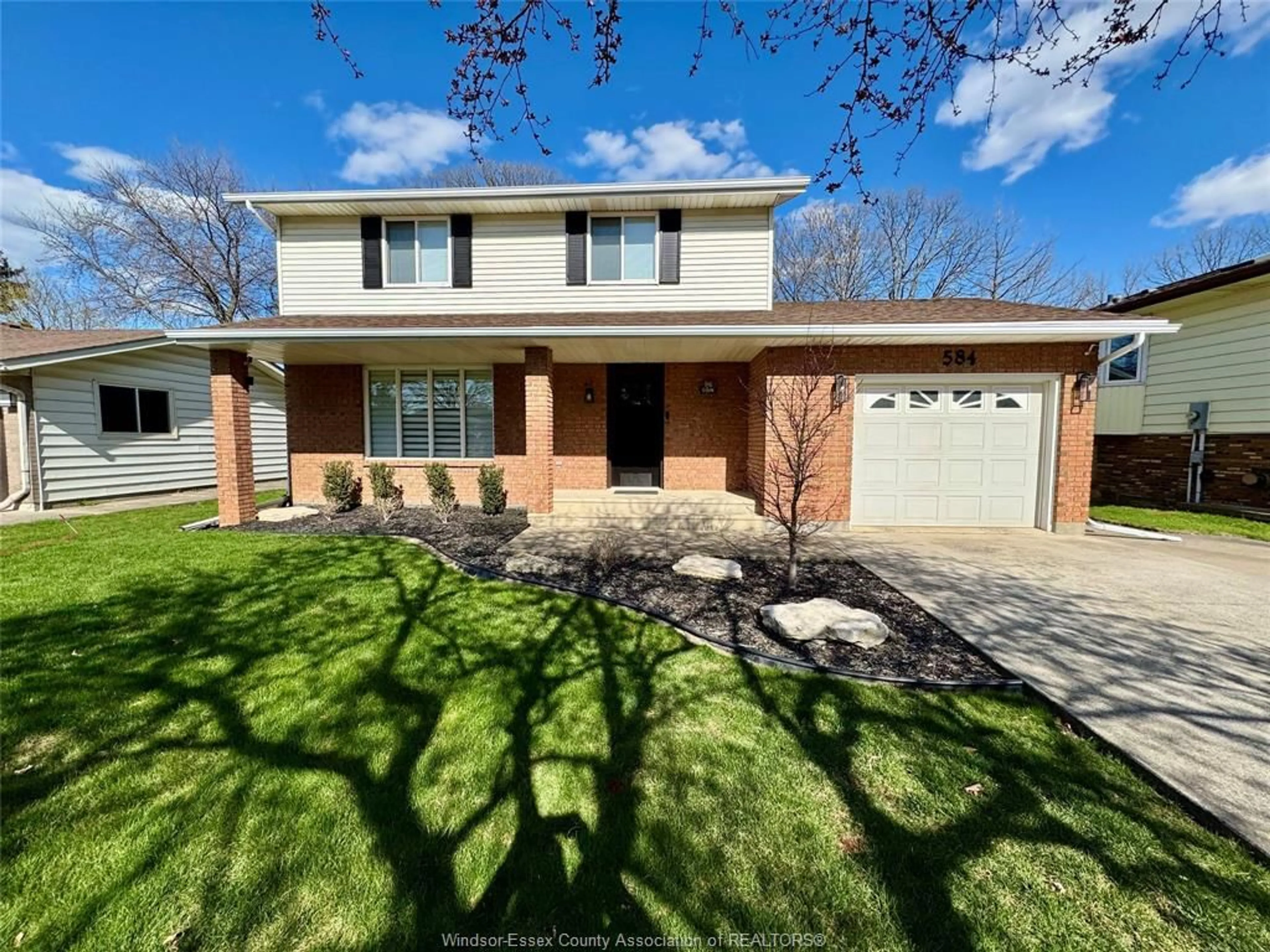 Home with brick exterior material, street for 584 GAUTHIER, Tecumseh Ontario N8N 3R2