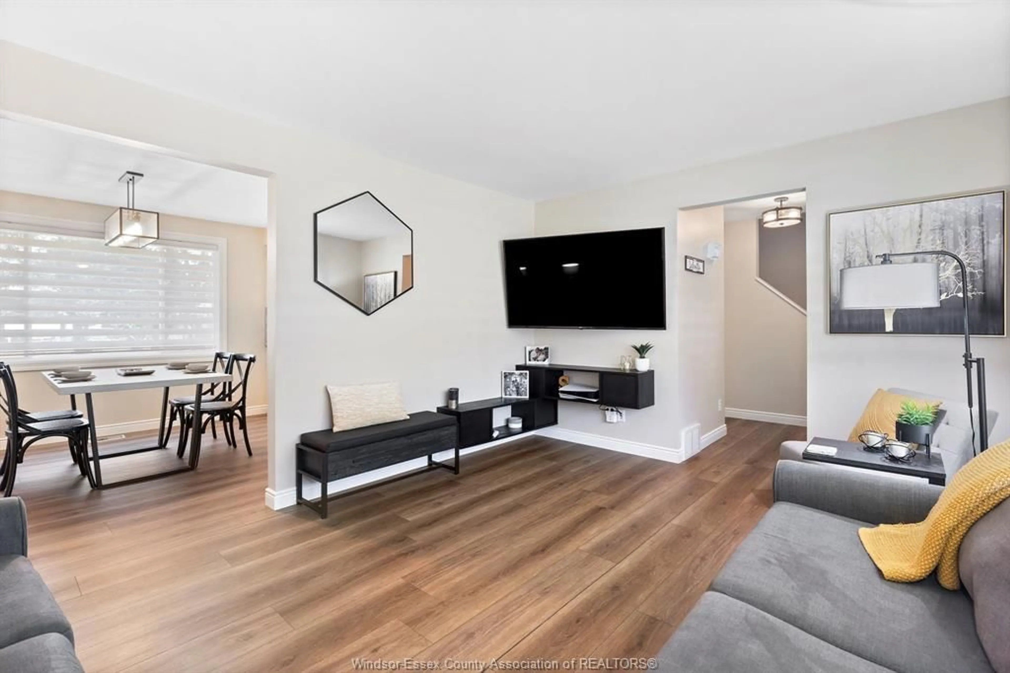 Living room with furniture, unknown for 584 GAUTHIER, Tecumseh Ontario N8N 3R2