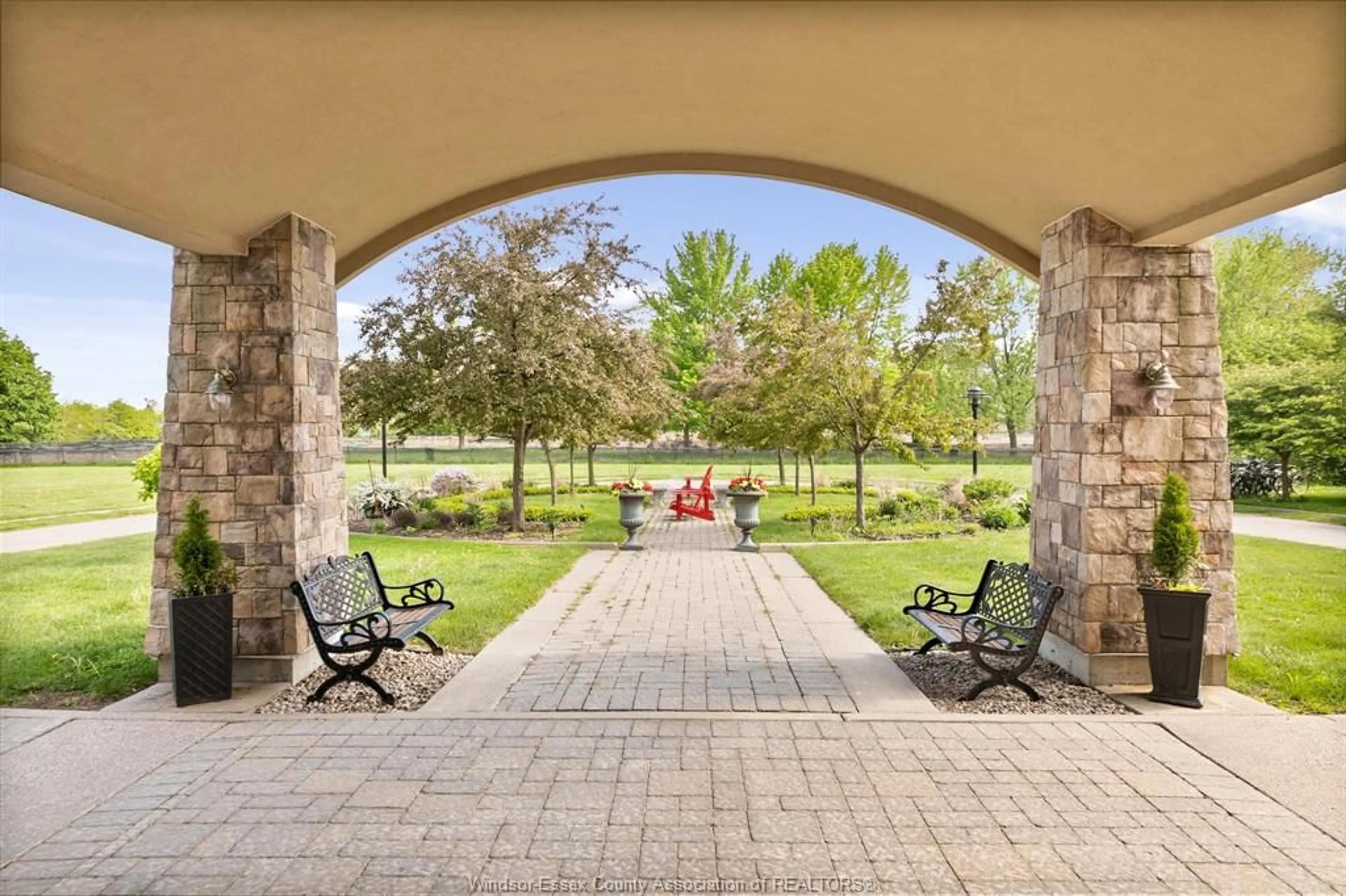 Patio, street for 34 BOBLO ISLAND #207, Amherstburg Ontario N9V 0C4