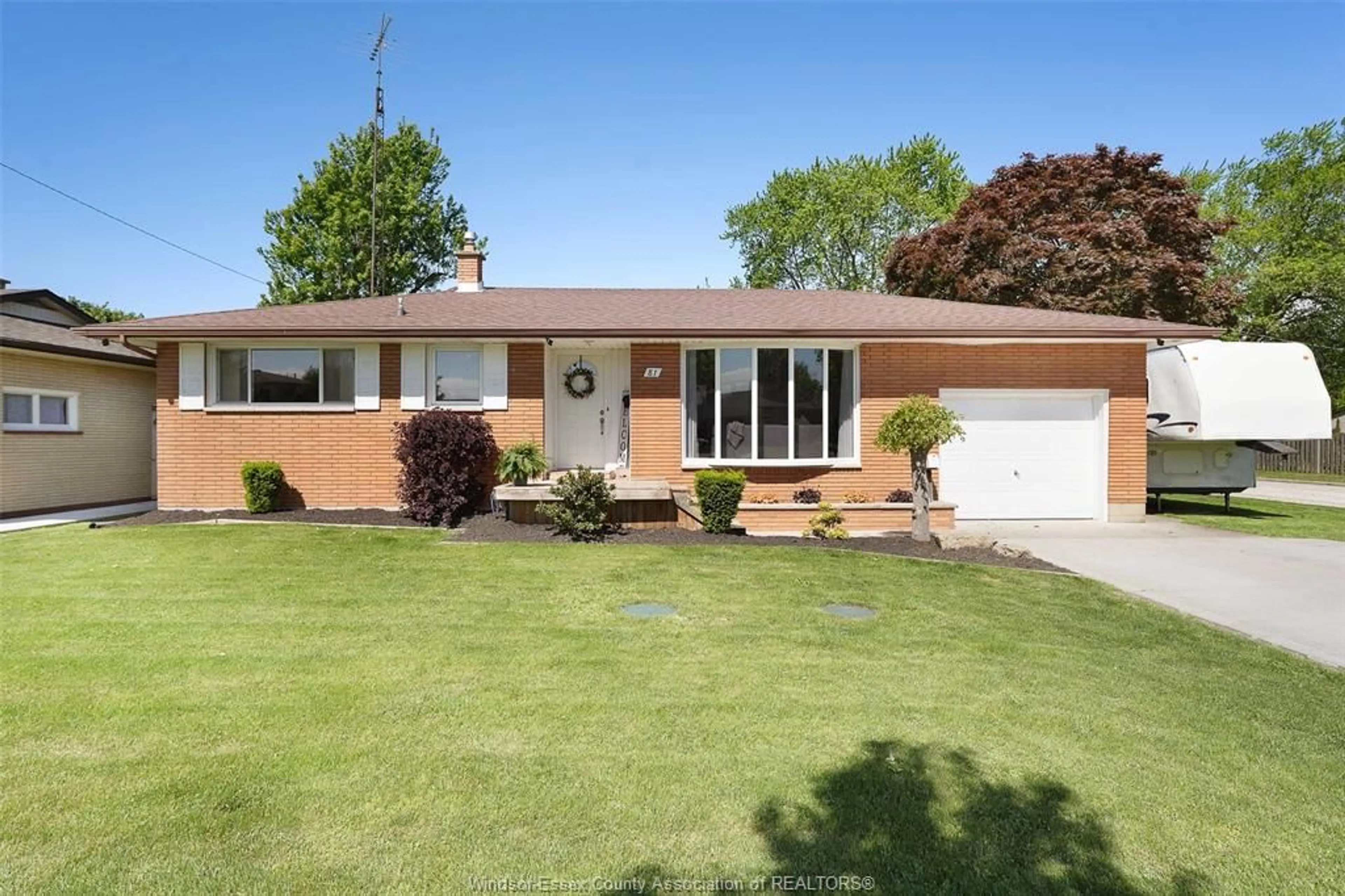 Home with brick exterior material, street for 81 DANFORTH Ave, Leamington Ontario N8H 1R7