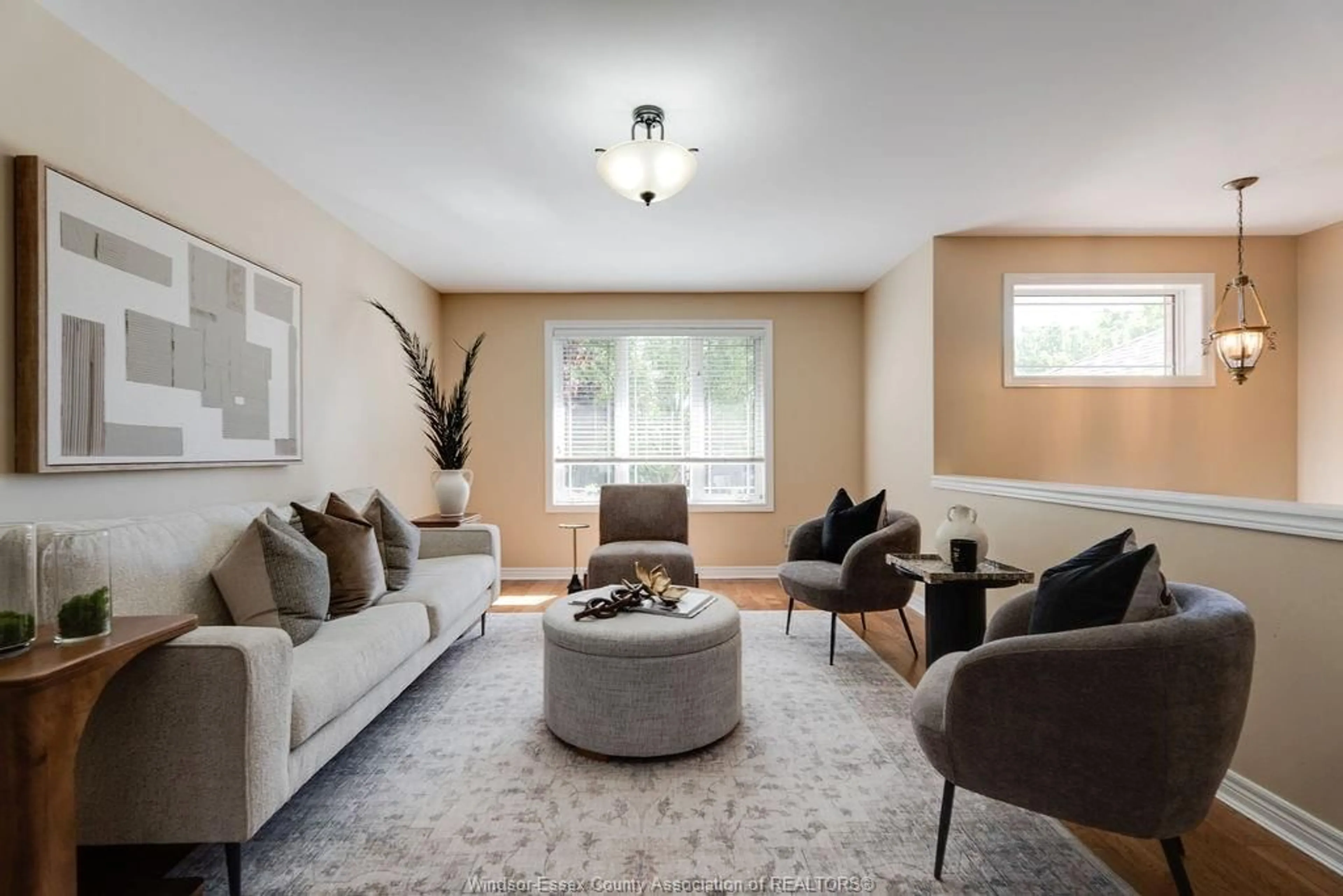 Living room with furniture, carpet floor for 2397 TRANQUILITY Ave, Windsor Ontario N8P 1R8