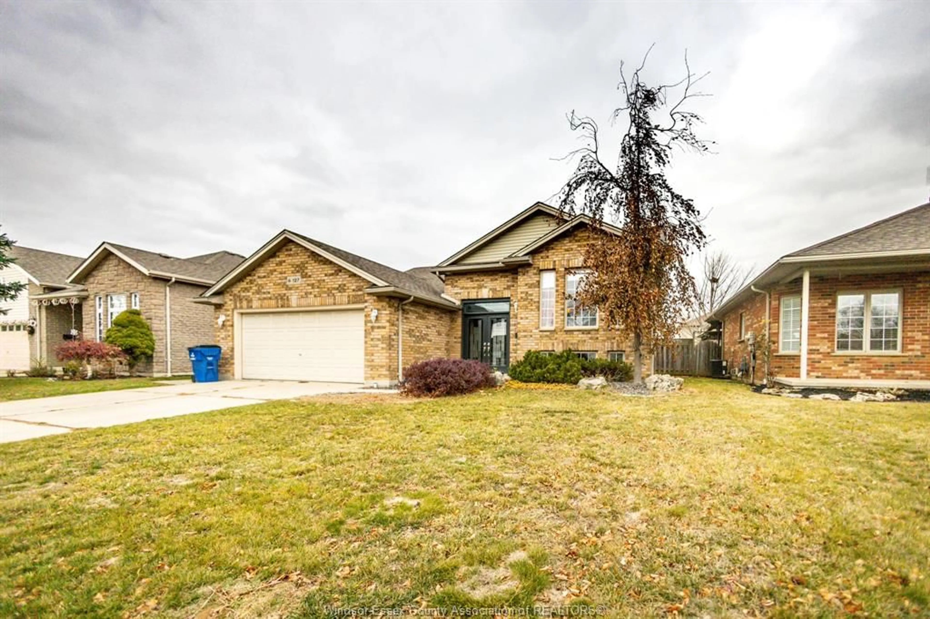 Home with brick exterior material, street for 127 BALMORAL Rd, Chatham Ontario N7L 4N4