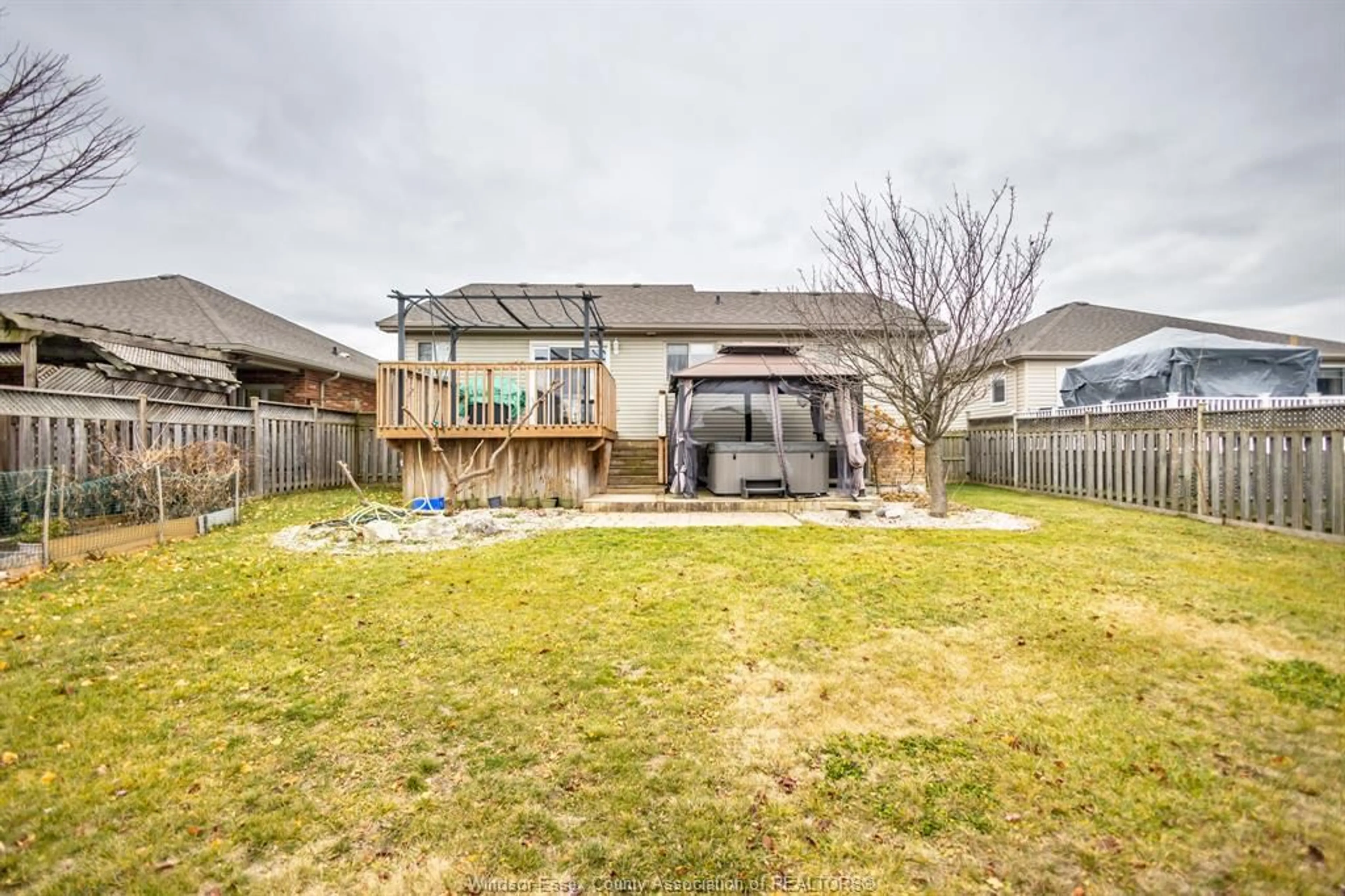Patio, unknown for 127 BALMORAL Rd, Chatham Ontario N7L 4N4