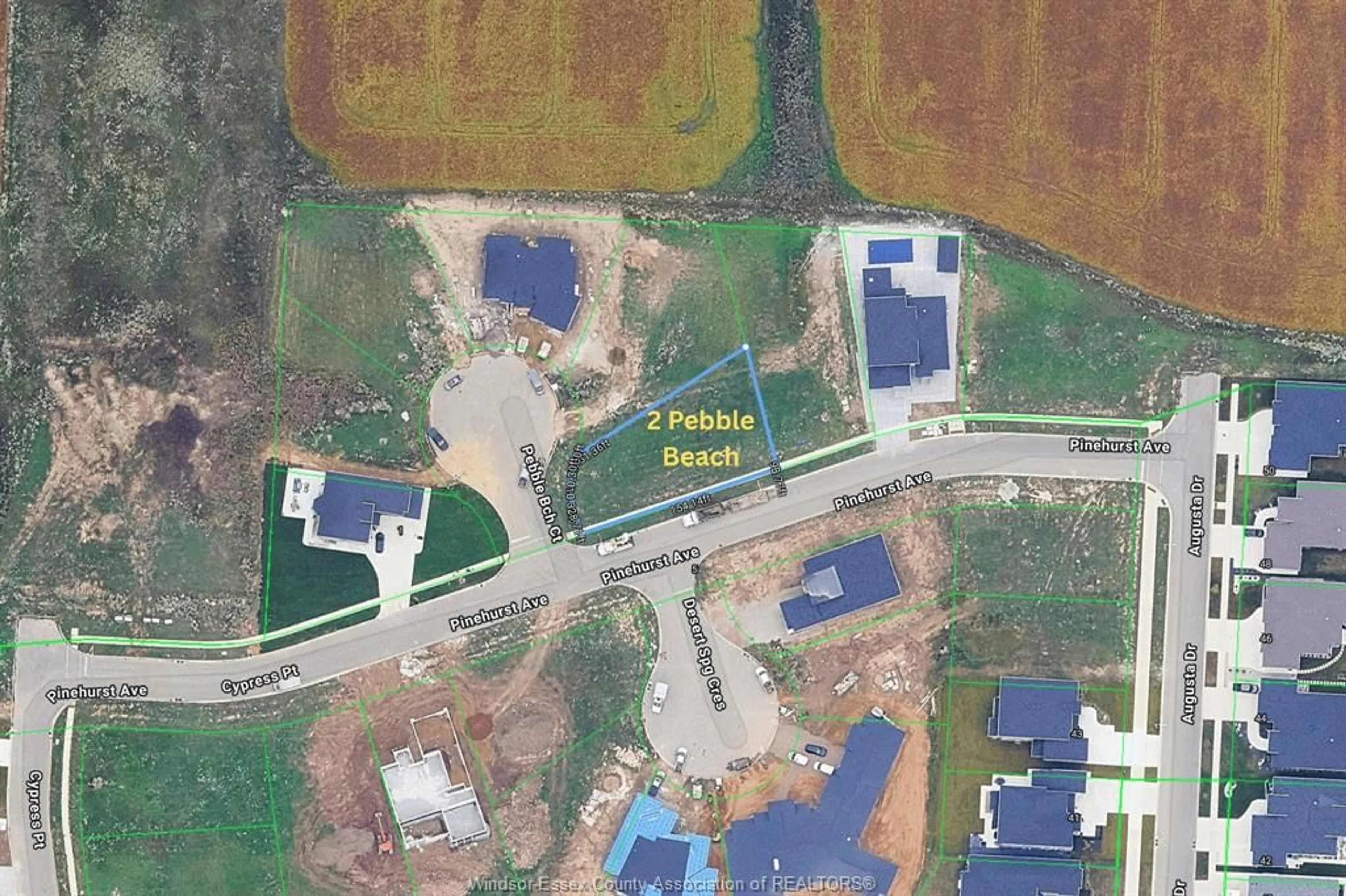 A pic from outside/outdoor area/front of a property/back of a property/a pic from drone, unknown for 2 PEBBLE BEACH Crt, Leamington Ontario N8H 0G1