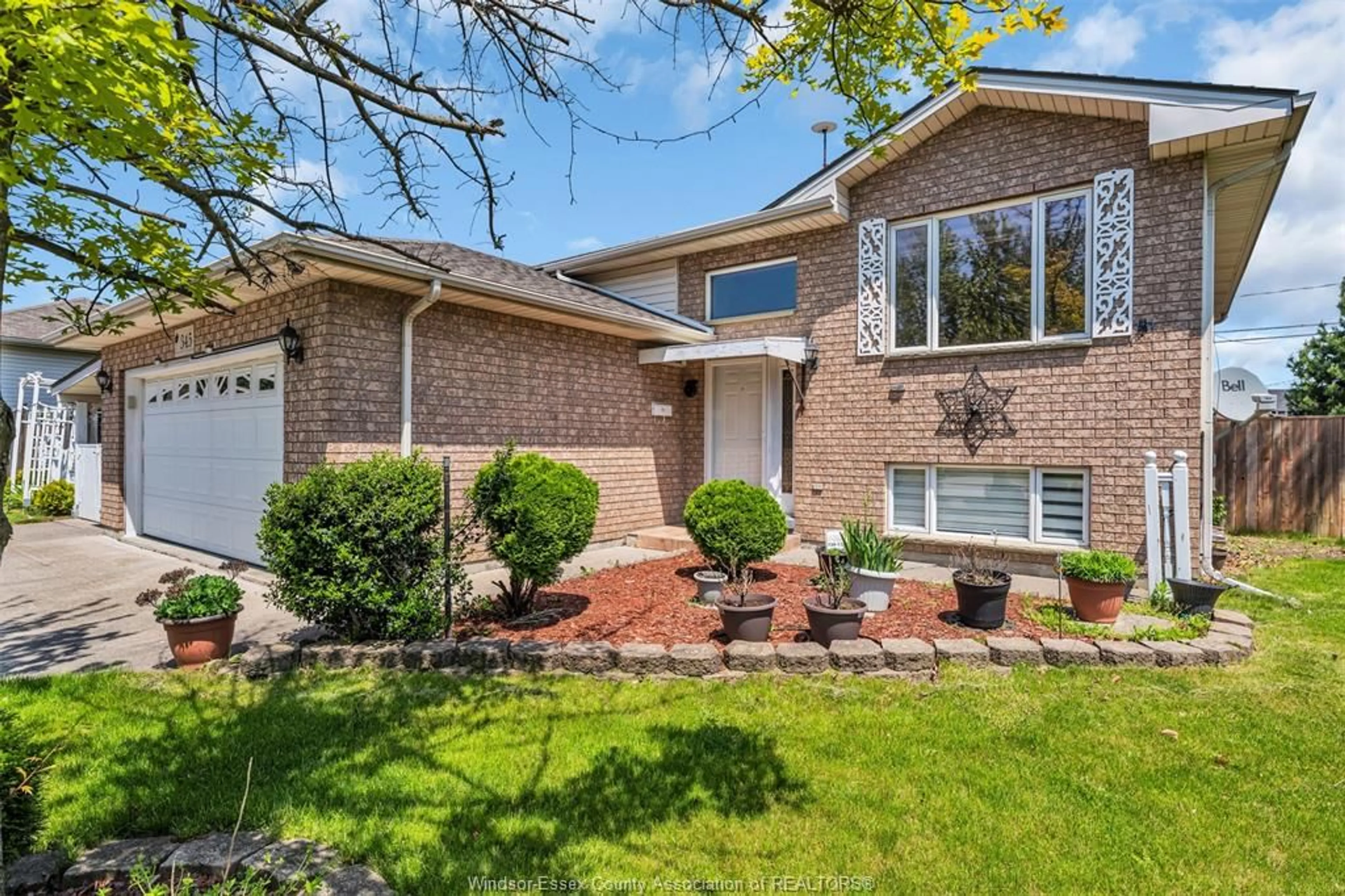 Home with brick exterior material, street for 345 JOLLY Ave, LaSalle Ontario N9J 3T2
