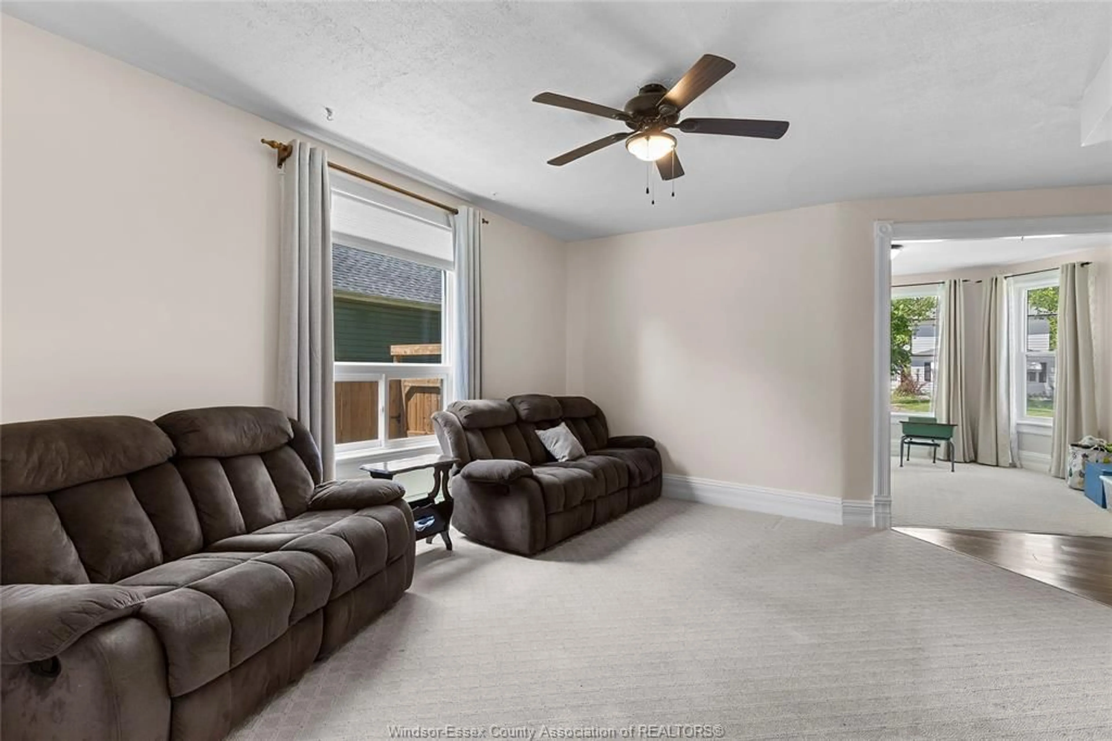 Living room with furniture, unknown for 37 Canal St, Tilbury Ontario N0P 2L0