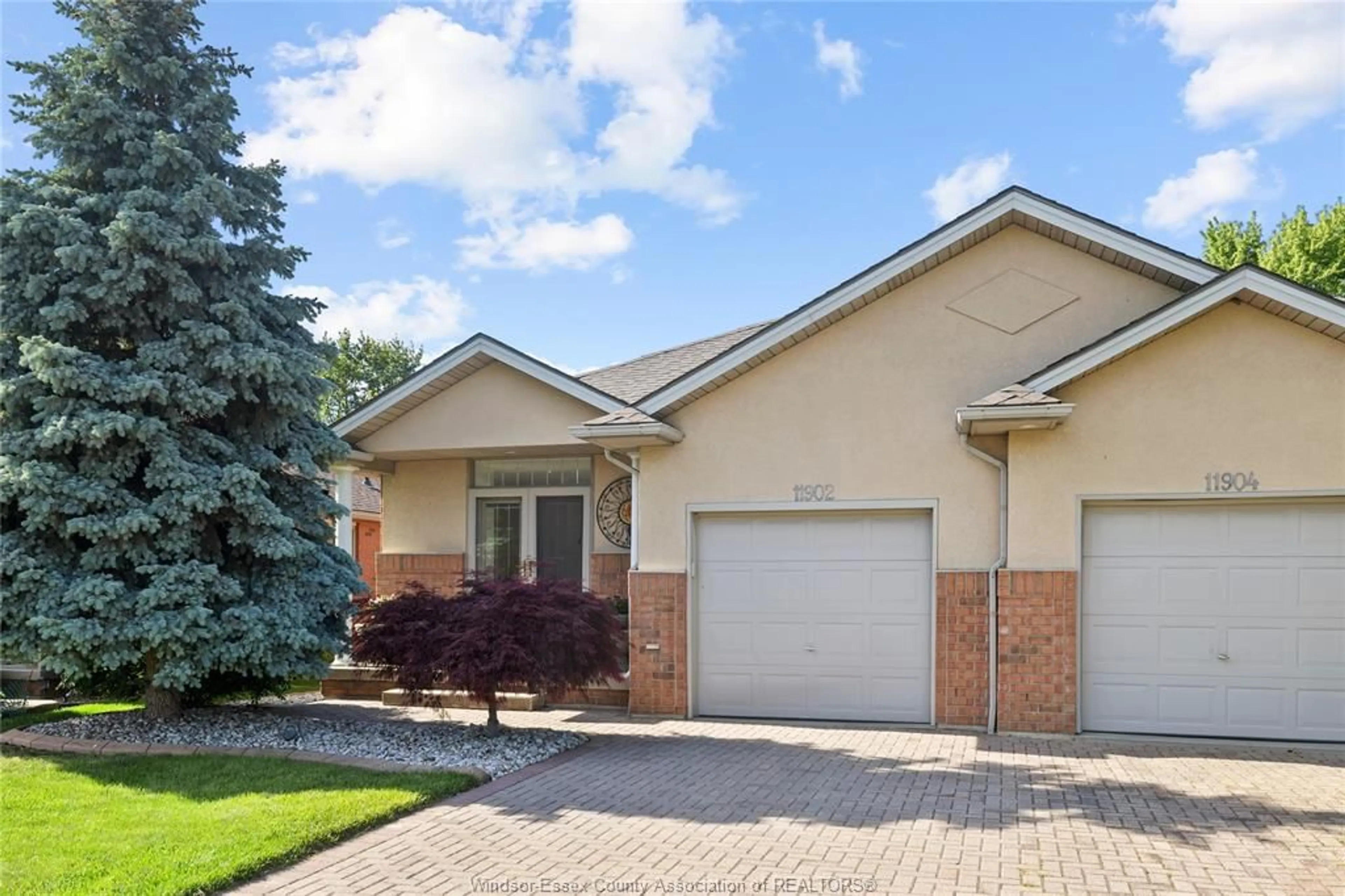 Home with brick exterior material, street for 11902 BROUILETTE, Tecumseh Ontario N8N 5H5