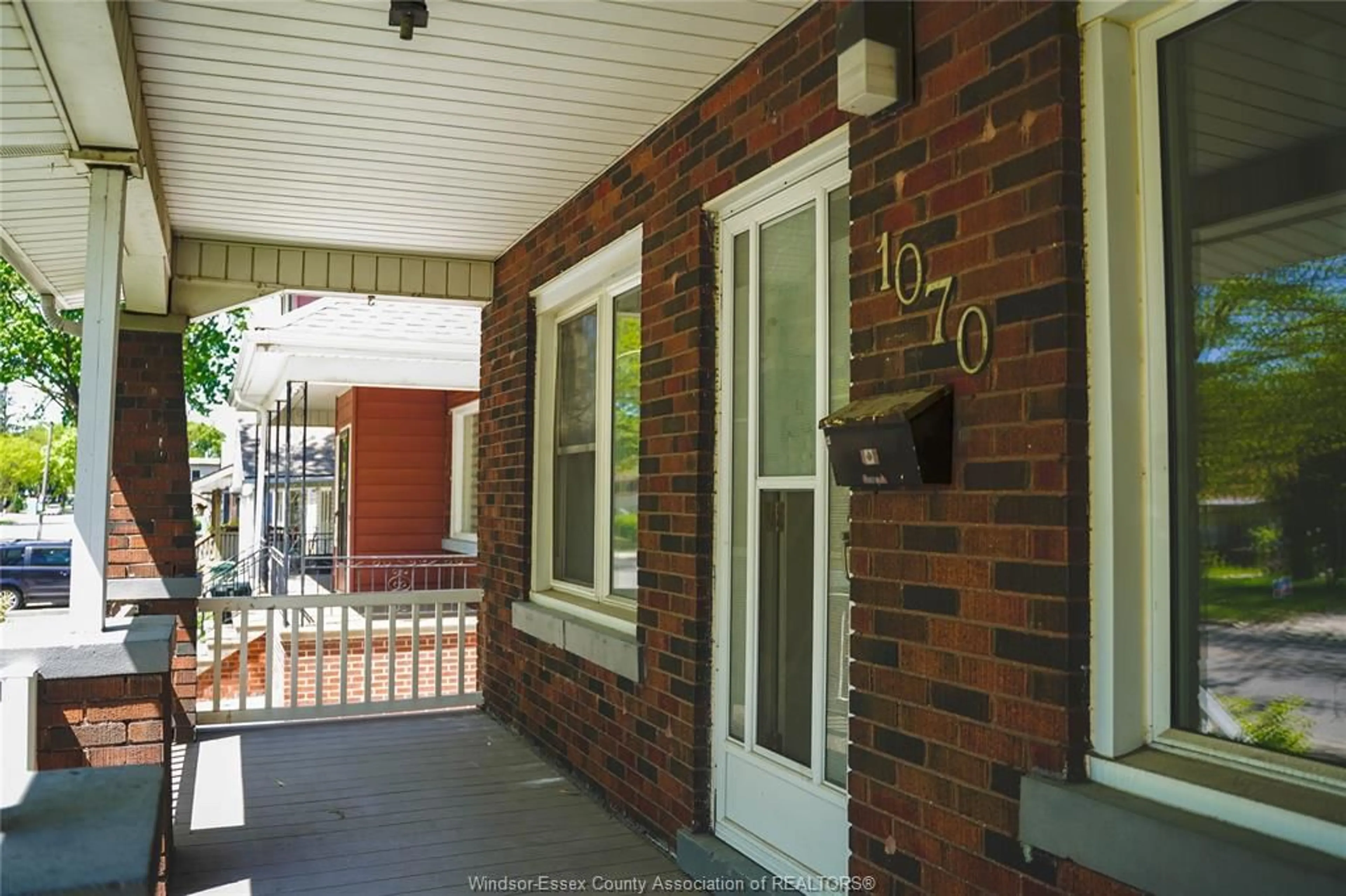 Unknown for 1070 Campbell Ave, Windsor Ontario N9B 2J3