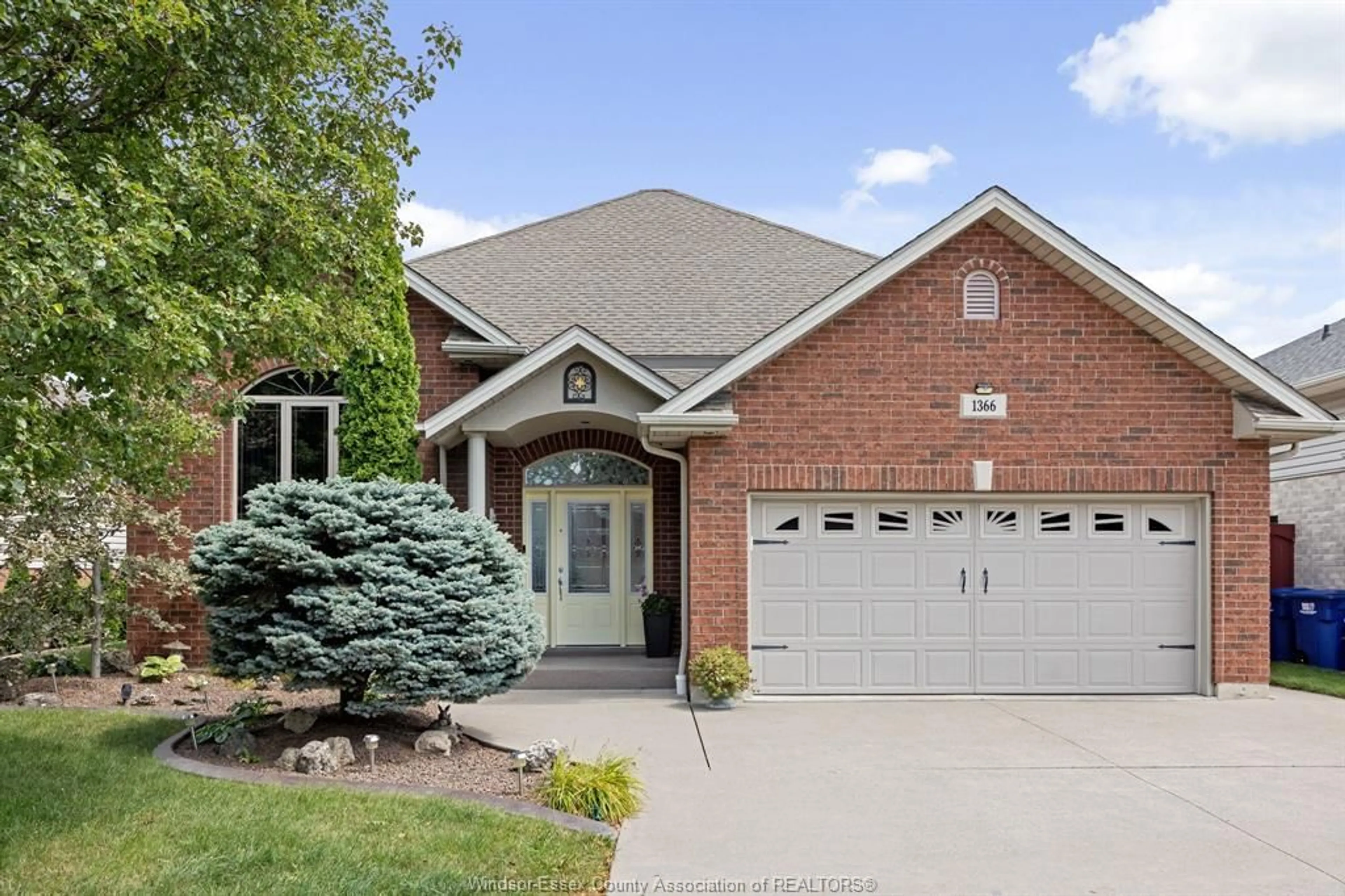 Home with brick exterior material, street for 1366 VENETIAN, Windsor Ontario N8P 1R4