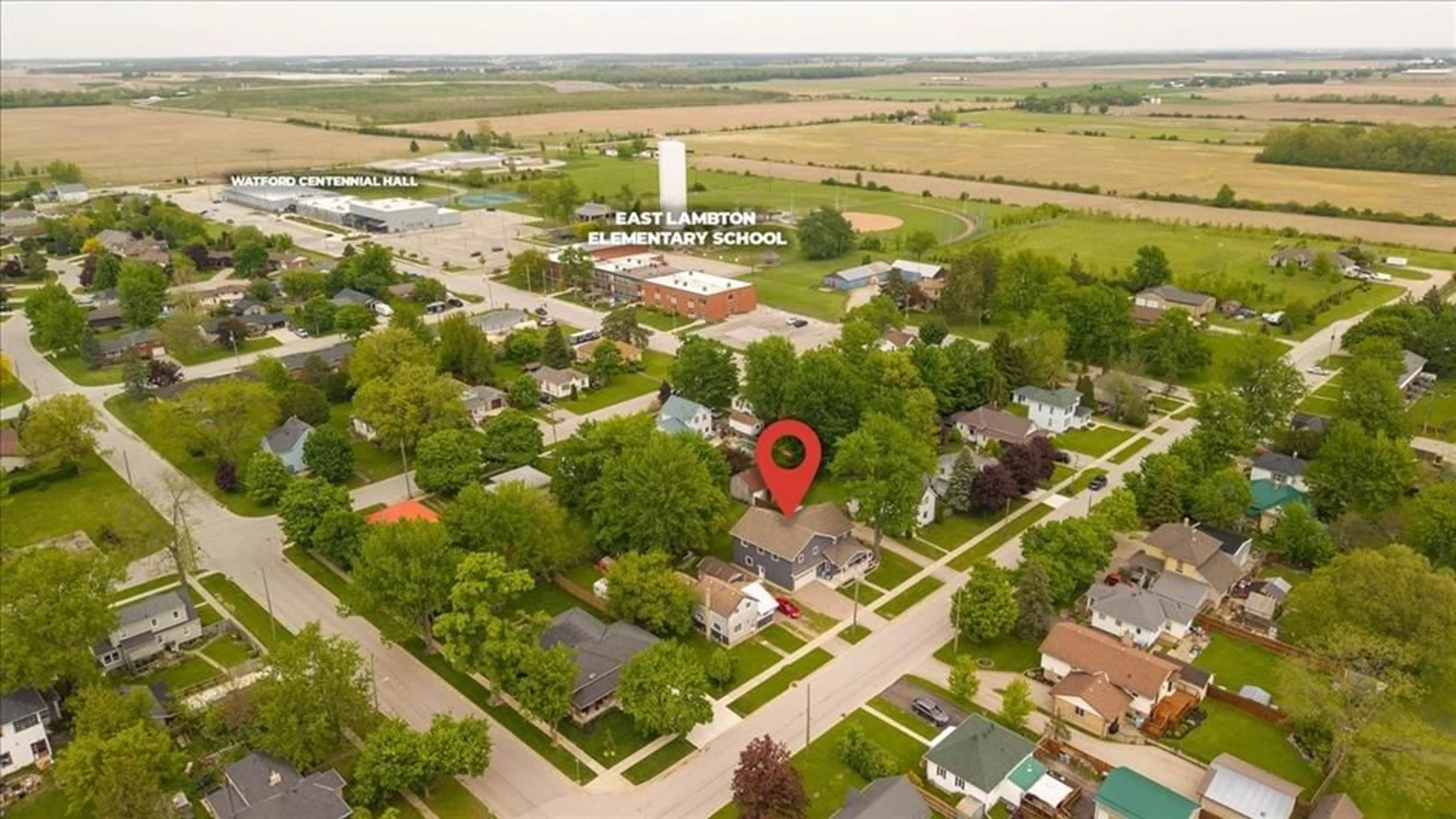 A pic from outside/outdoor area/front of a property/back of a property/a pic from drone, street for 583 ST.CLAIR St, Warwick-Watford Ontario N0M 2S0